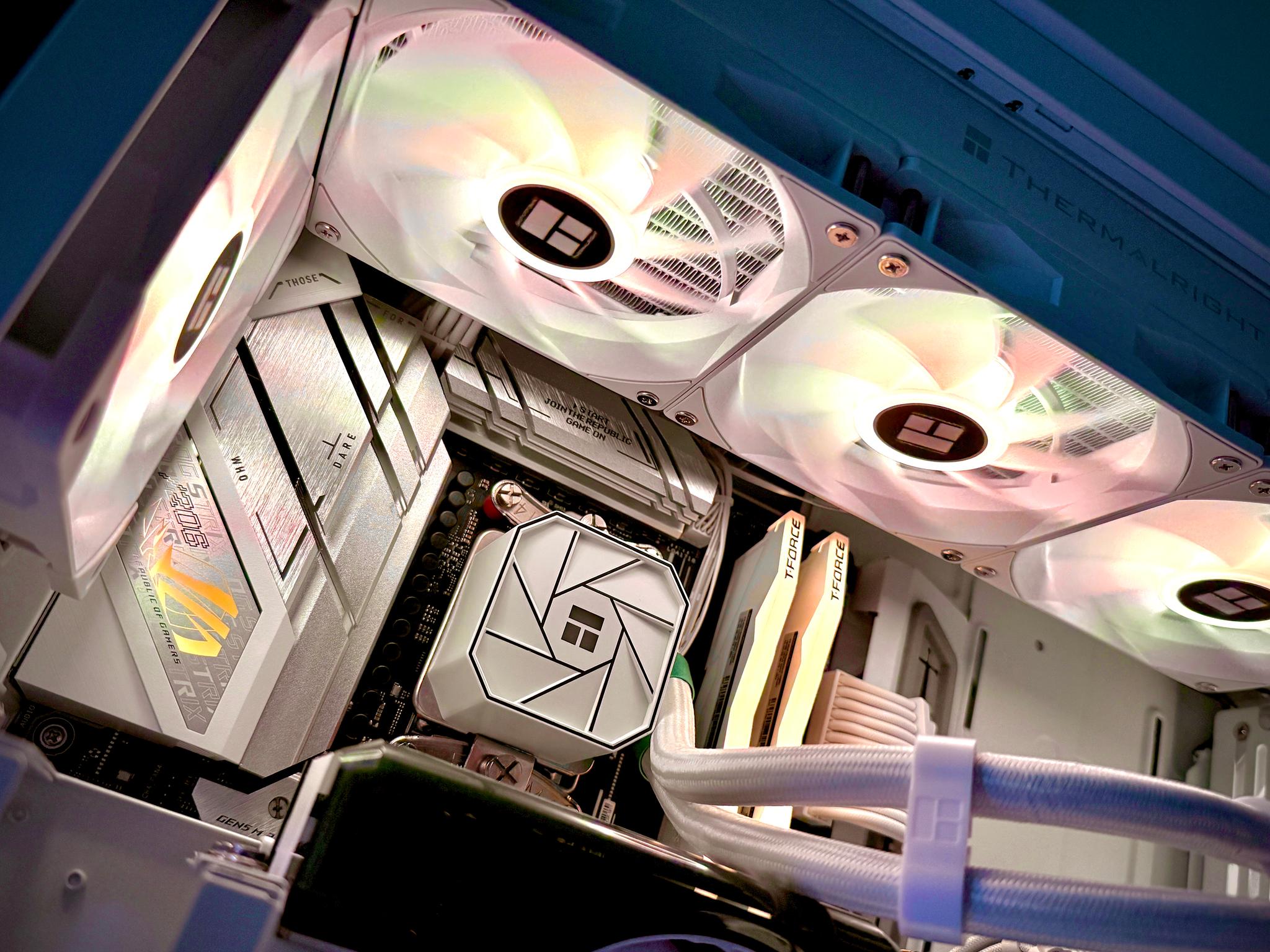 ❄️🤍Fresh Snow🤍❄️🤍RTX Streaming/Gaming PC⚪ RTX 4070 Super 12GB⚪AMD Ryzen 7 7800X3D⚪32GB DDR5⚪2TB NVME