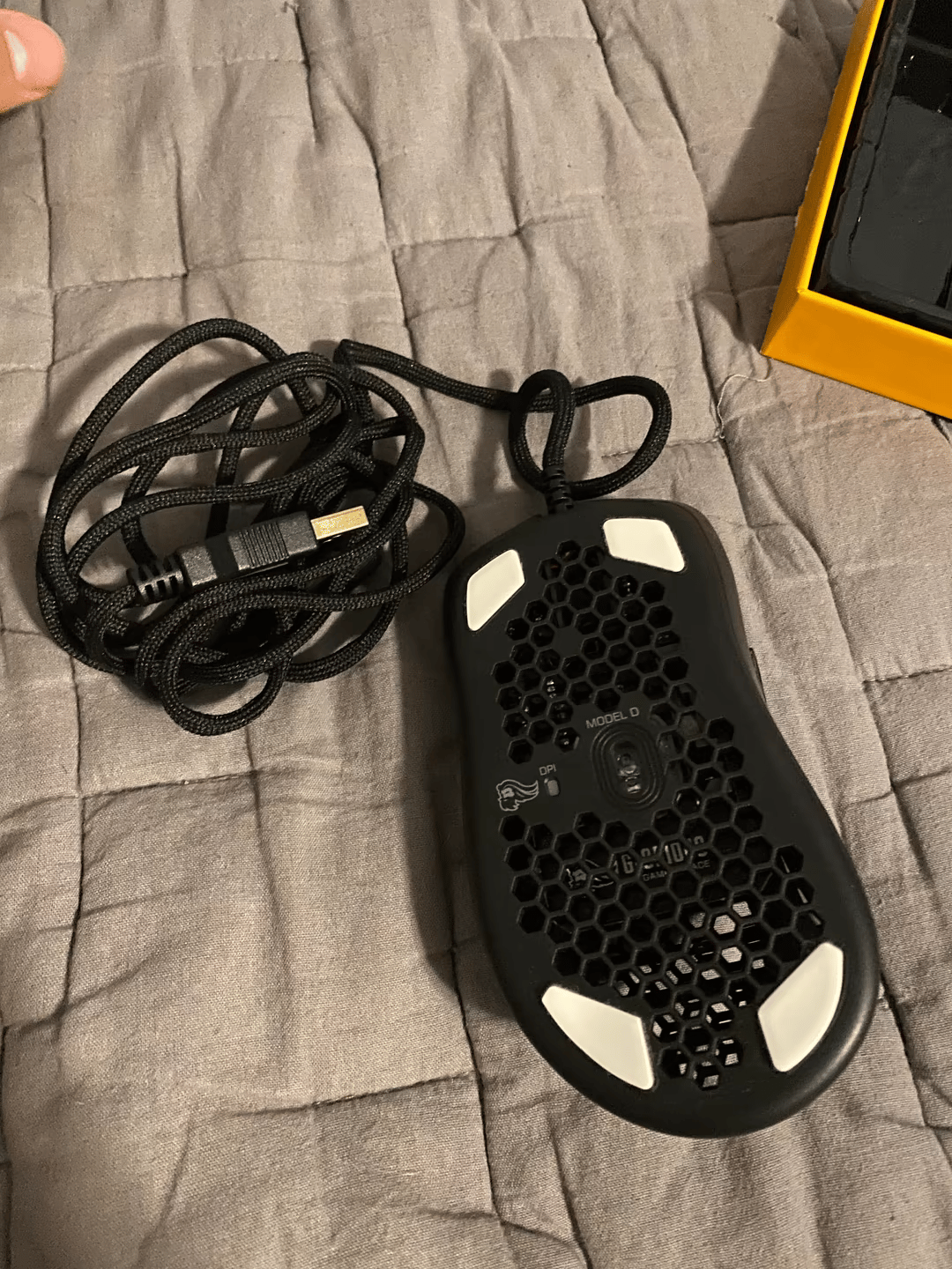 Glorious Model D Wired Mouse w/ Original Contents and Stickers