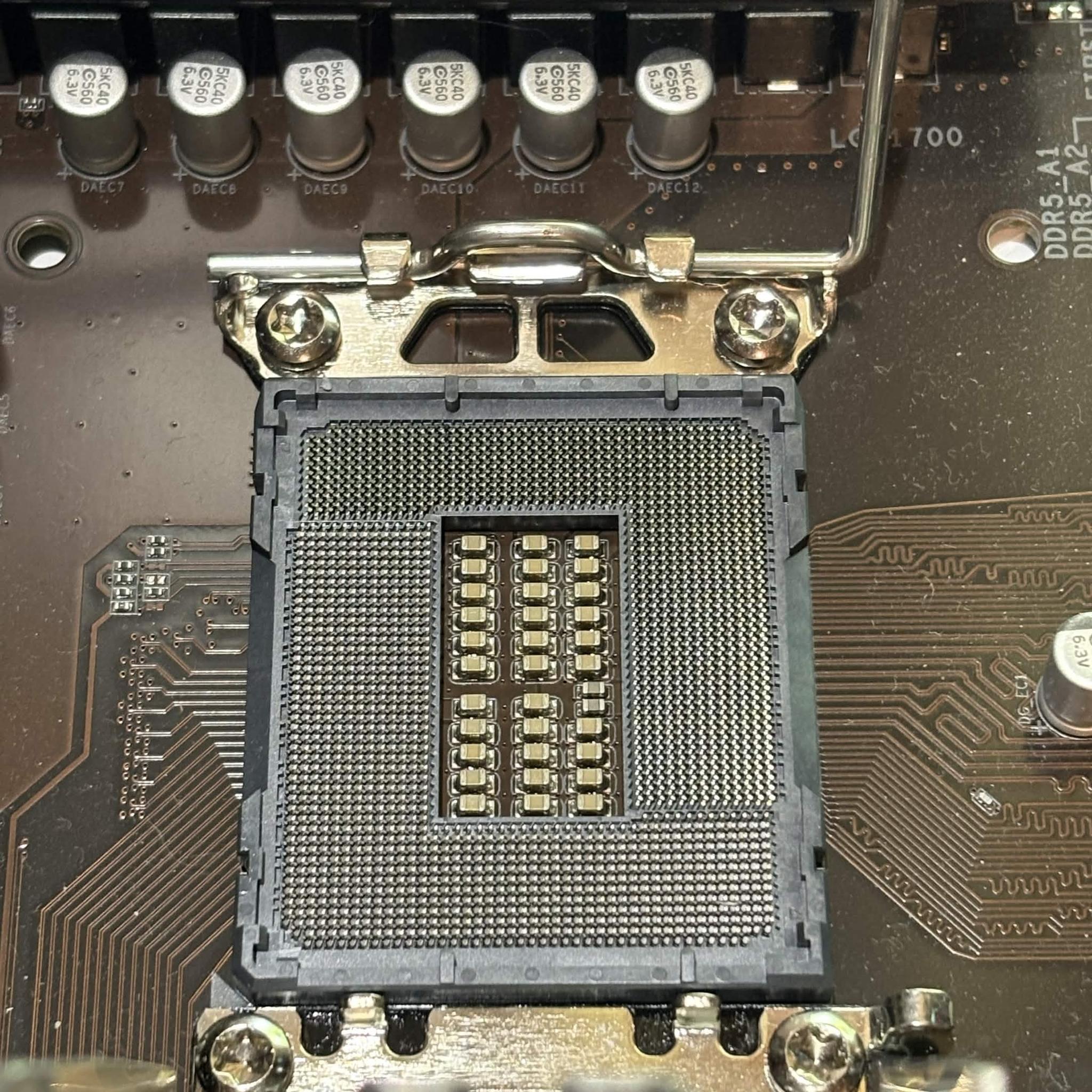 Gigabyte Z790 UD AC LGA1700 ATX Motherboard | DDR5 | WiFi AC | Intel 12th/13th/14th Gen