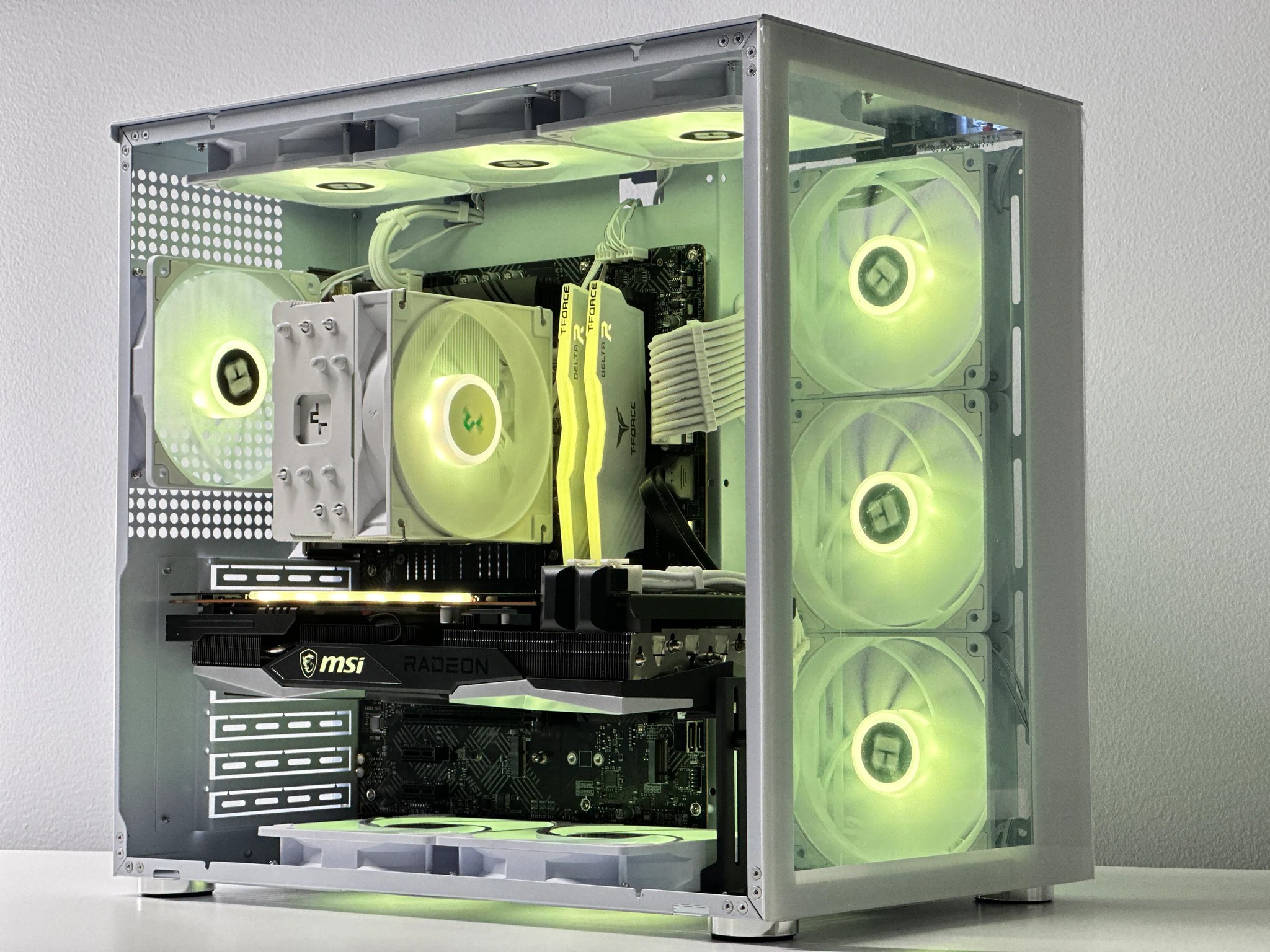 1440p-4K👑 Gaming PC🚀AMD RX 6800 16GB GDRR6⚡Intel 12600K 10-Core⚡32GB DDR4⚡1TB NVME