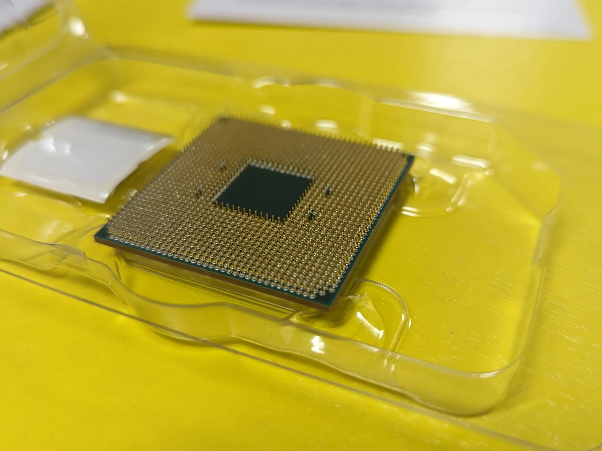 AMD Ryzen 5 5600X CPU: 6 core 12 thread processor 4.6GHz Max Boost, original box and cooler included