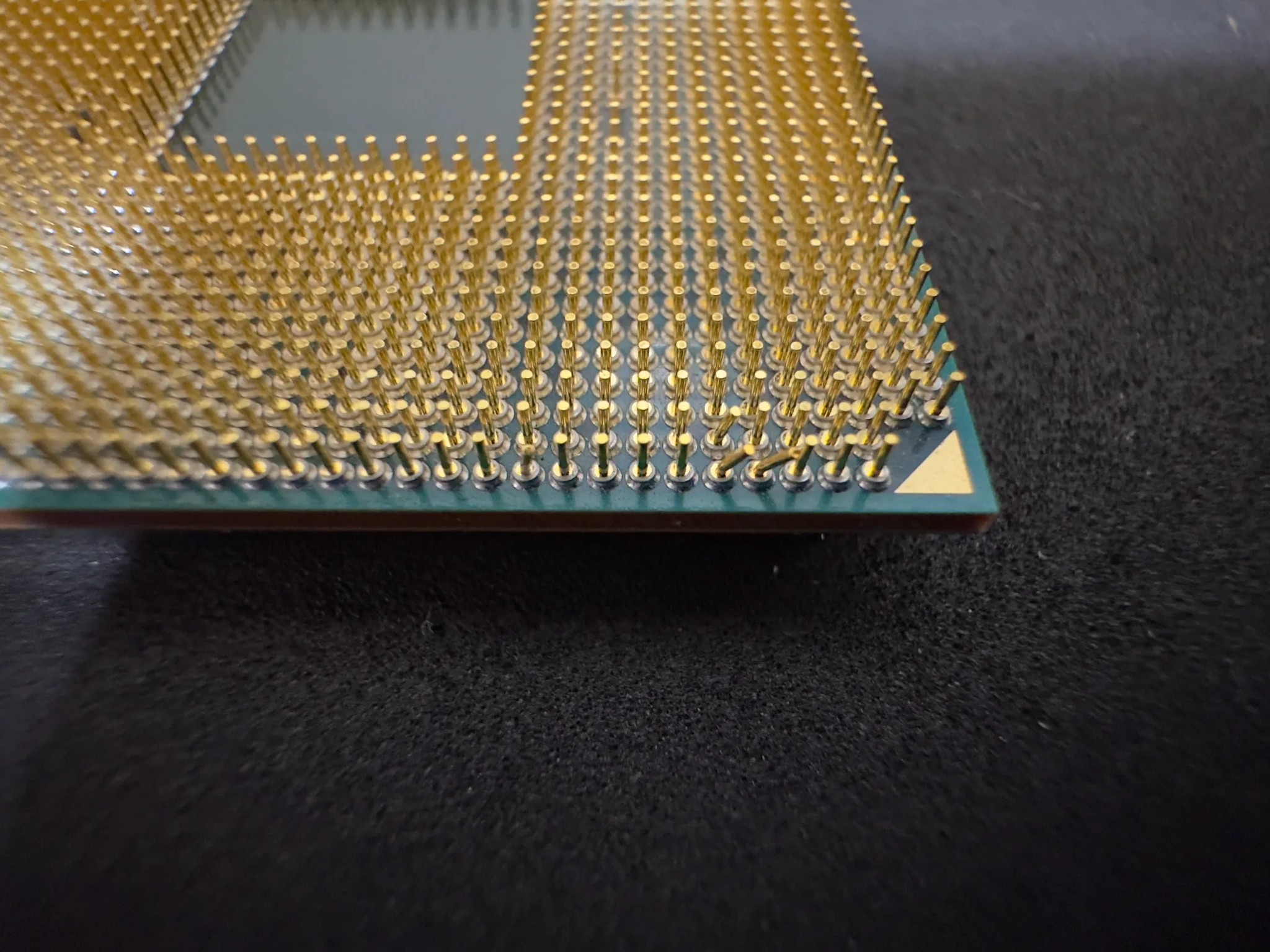AMD ATHLON 3000G