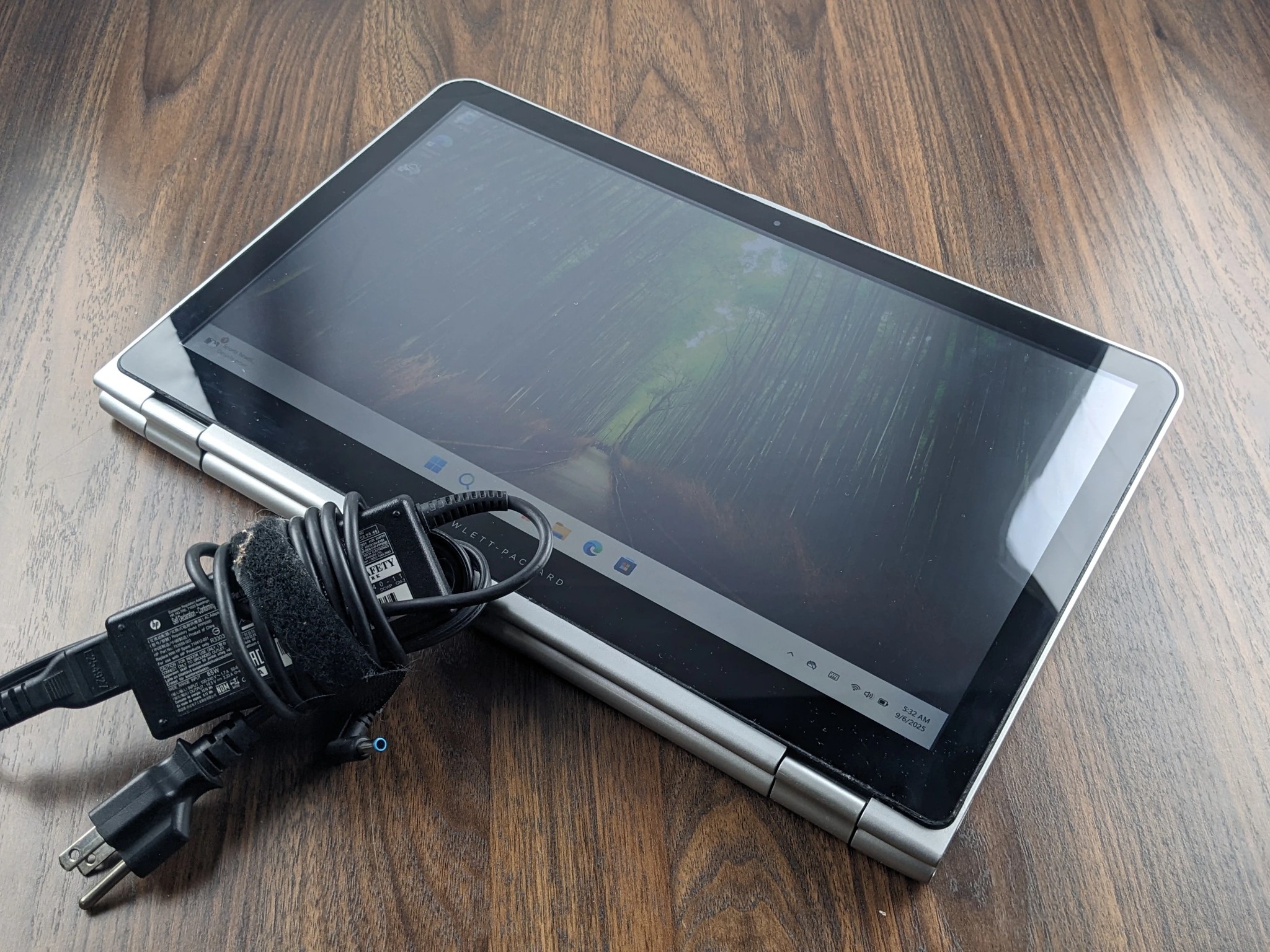 DENT AND DING SPECIAL!!! 15.6" HP Envy x360 2 in 1, i7-6500u, GeForce 930m, 8GB Ram, 240GB SSD.