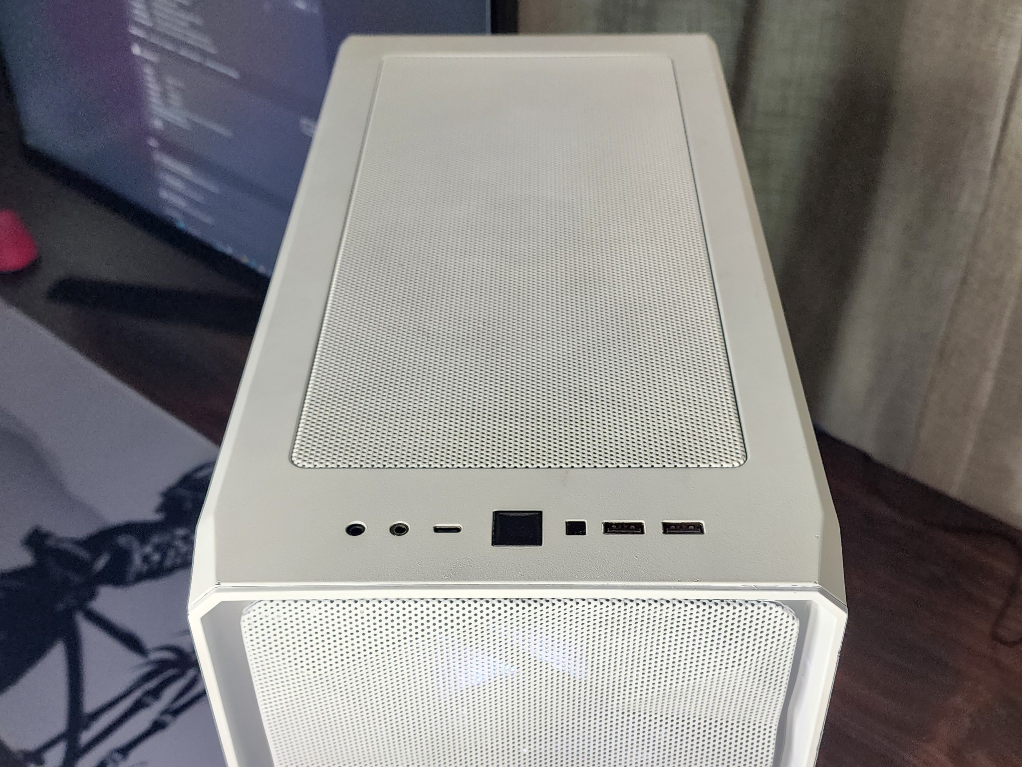 Gaming PC Ryzen 7 5800XT RTX 5060 8GB 32GB RAM 500GB NVMe WiFi