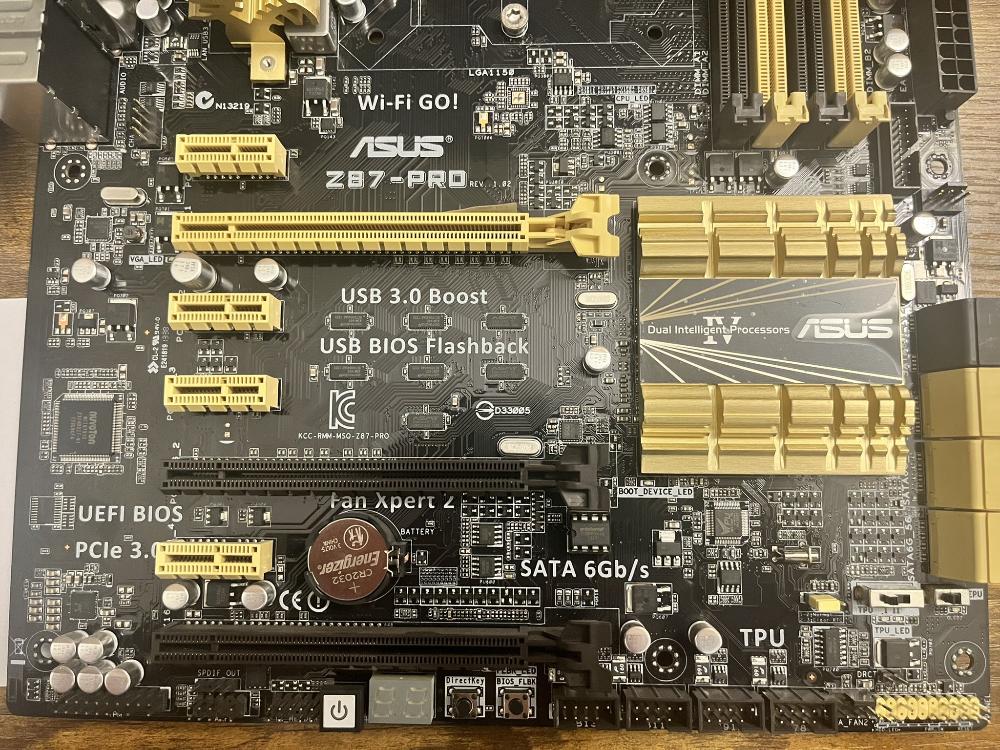 ASUS Z87 Pro (Intel LGA 1150) ATX motherboard
