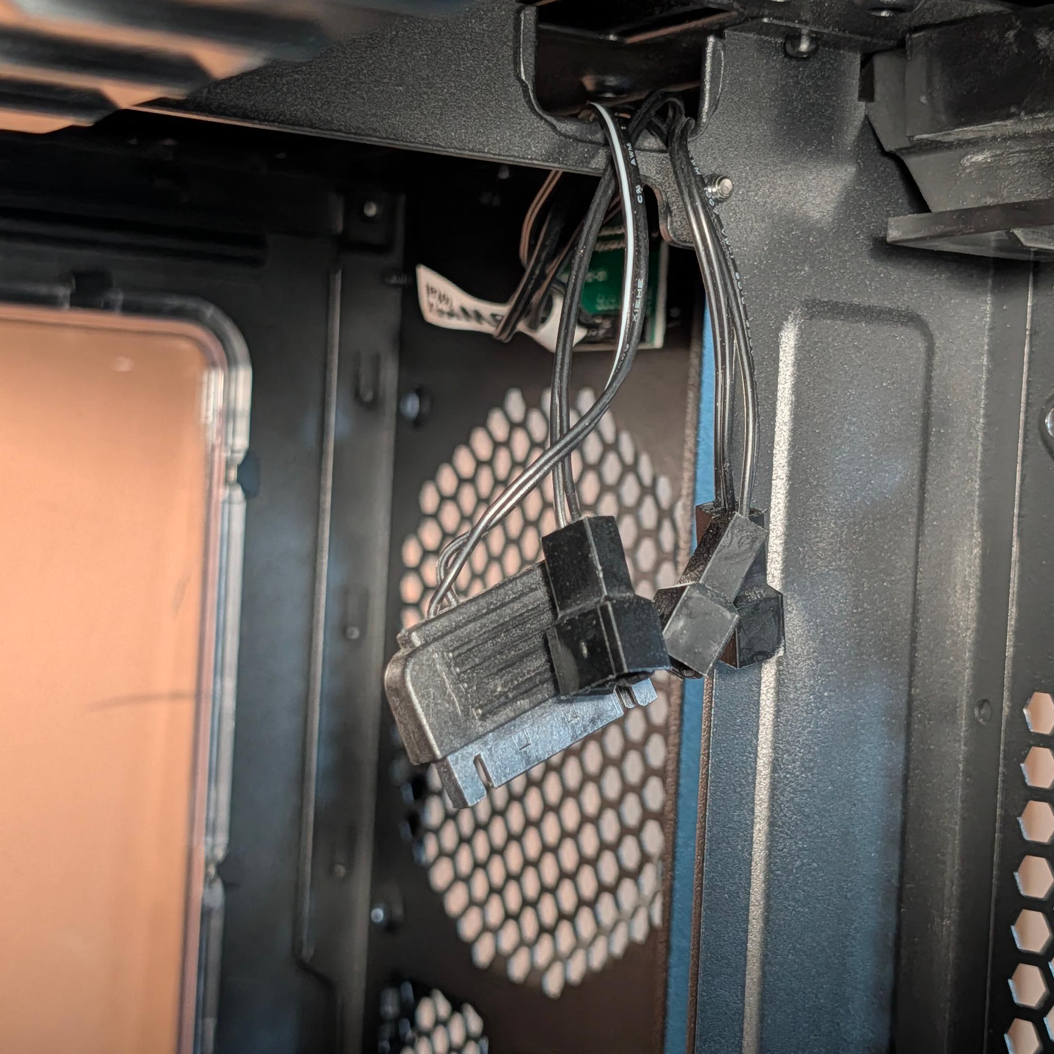 Fractal Design Node 804 Black Aluminum Micro ATX Cube Computer Case 8 Drives