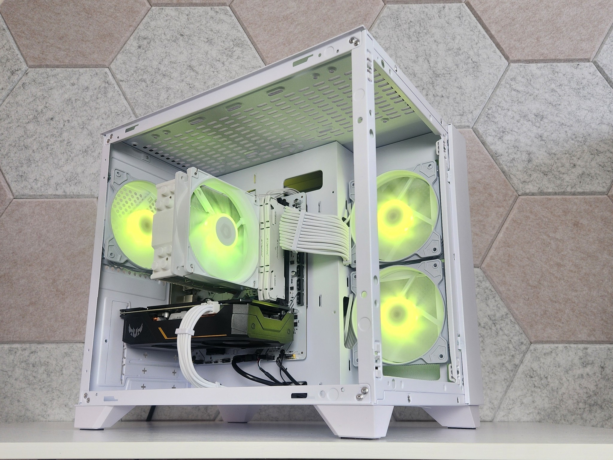 🤍NVIDIA GTX 1660 Super | Ryzen 5 2600X | 16GB RAM | 512GB SSD | Win11 Pro | WIFI | RGB |