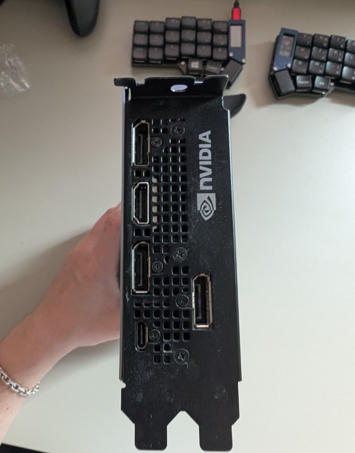 NVIDIA RTX 2080 Ti Founders Edition – 11GB GDDR6 – Great Condition