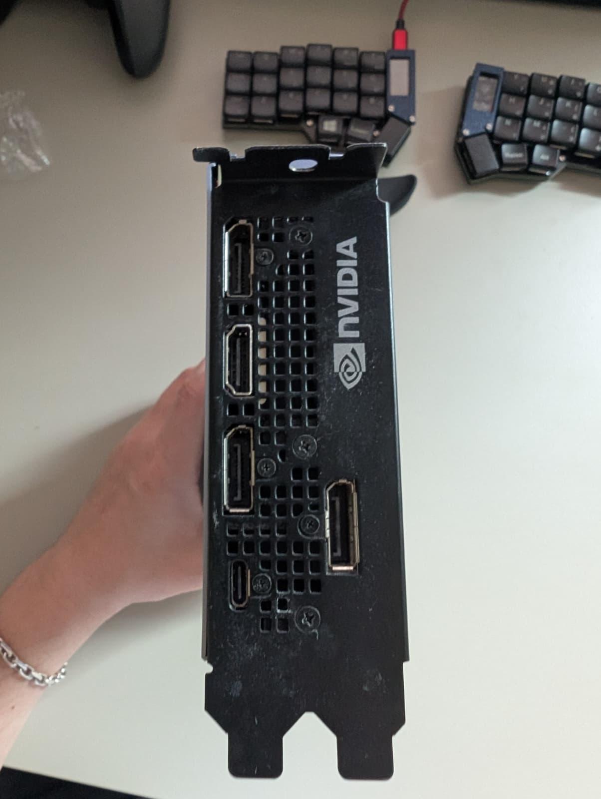 NVIDIA RTX 2080 Ti Founders Edition – 11GB GDDR6 – Great Condition