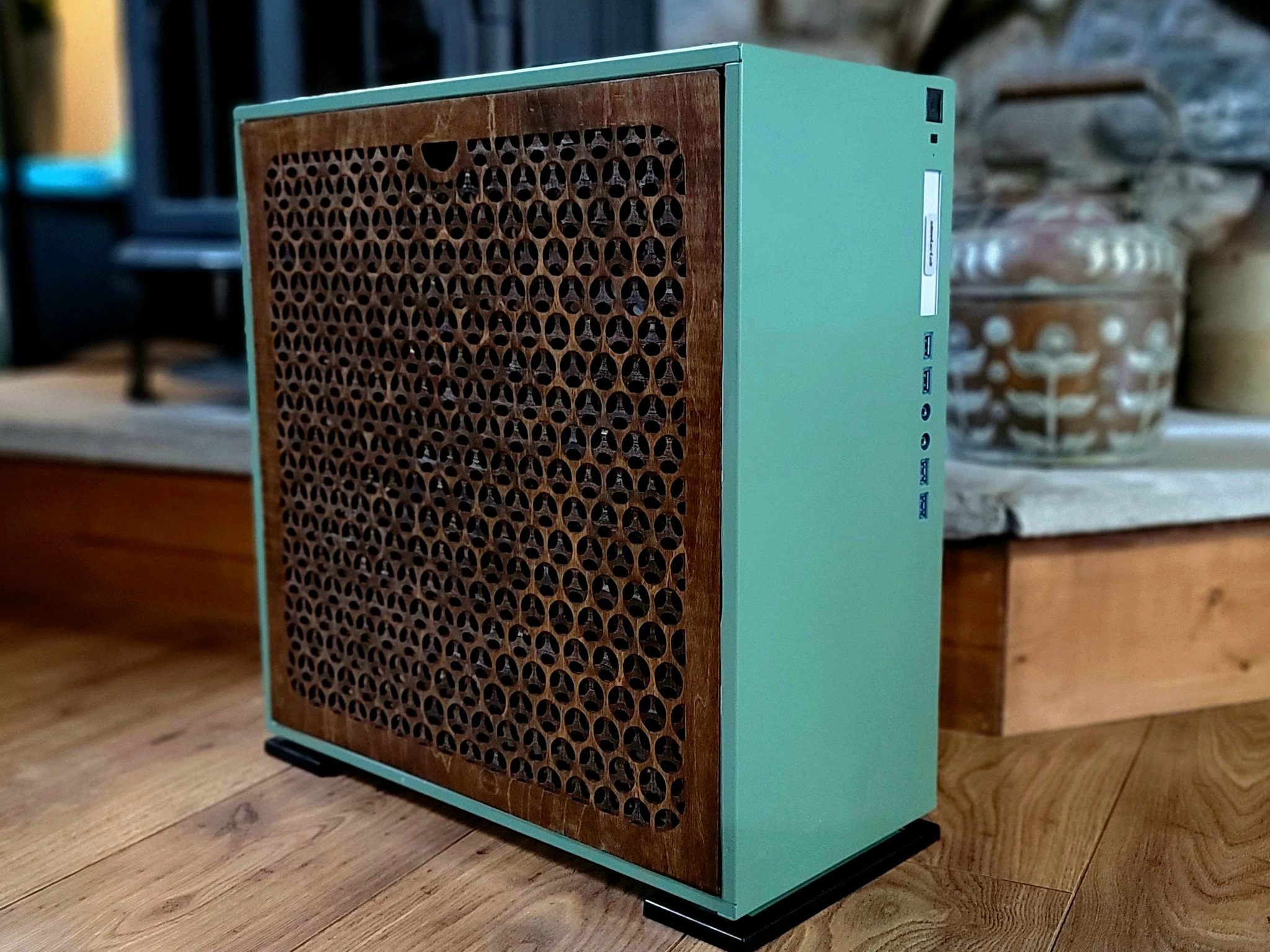 Grand Classic--i5 12600k, Sapphire RX 6700 XT, MSI MPG Z690, Team DDR4 3600 32 GB, 1Tb NVMe, 700 W