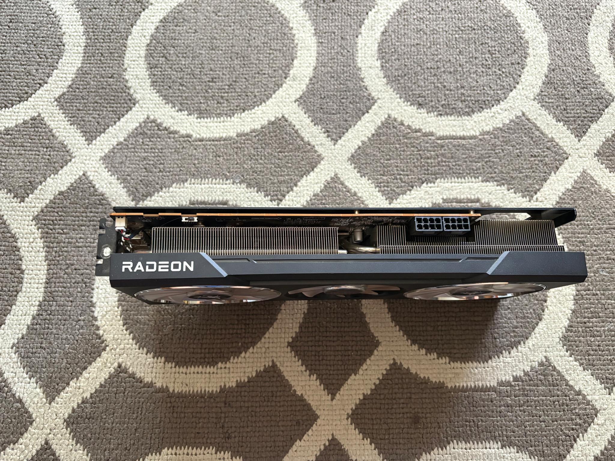 PowerColor Hellhound AMD Radeon RX 6700 XT 12GB