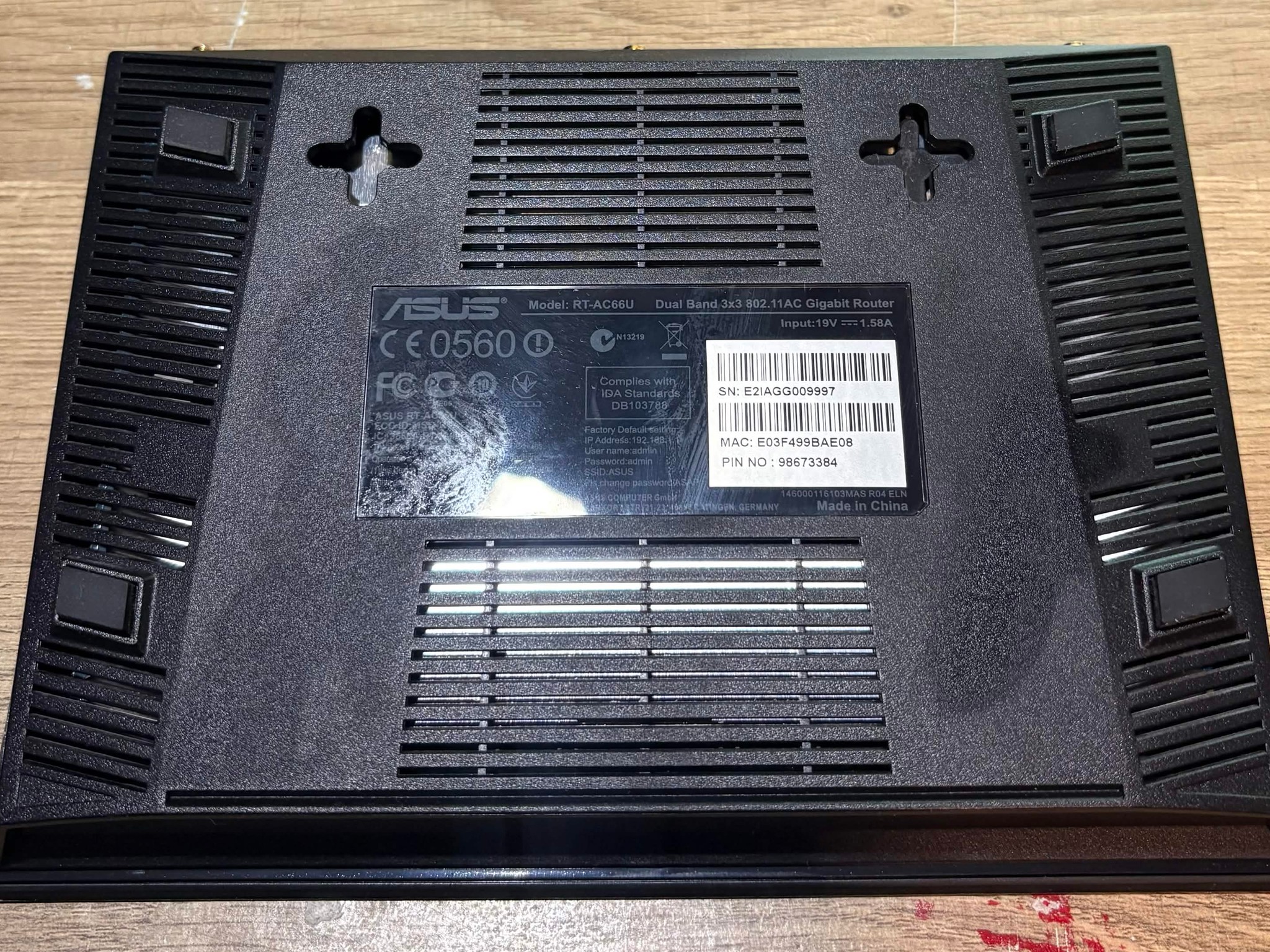 ASUS RT-AC66U Dual Band AC1750 Gigabit WiFi Router | Power Adapter & Antennas Included (ED)