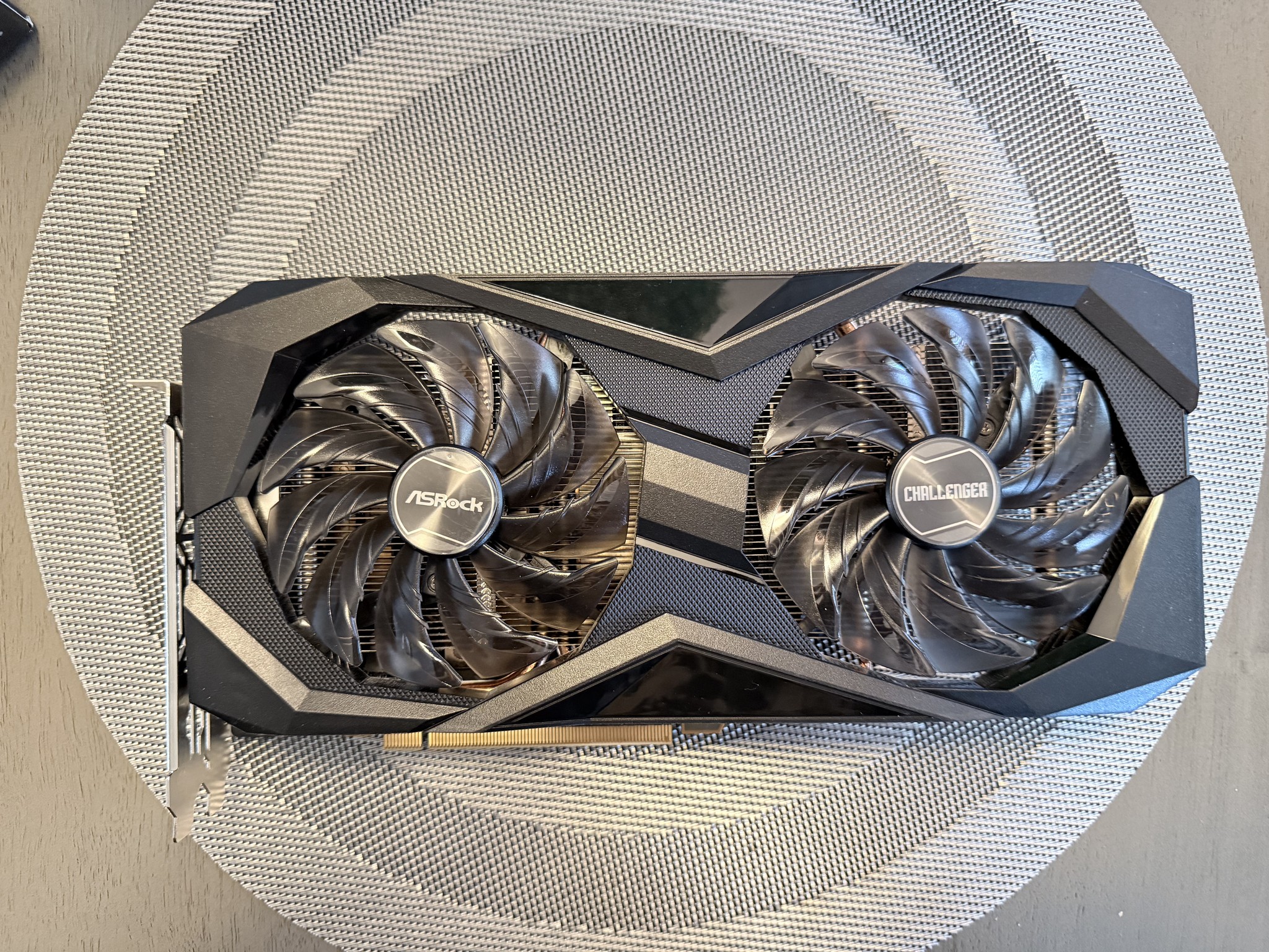 ASRock Challenger Radeon RX 6600