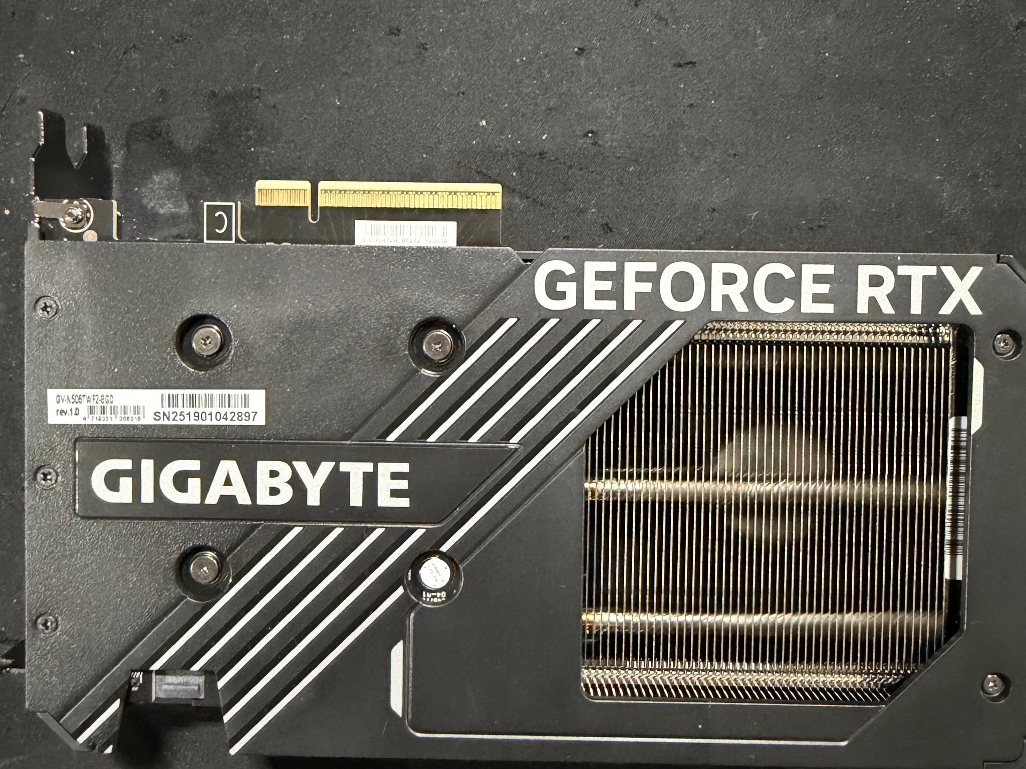 Gigabyte 5060 TI 8GB Windforce