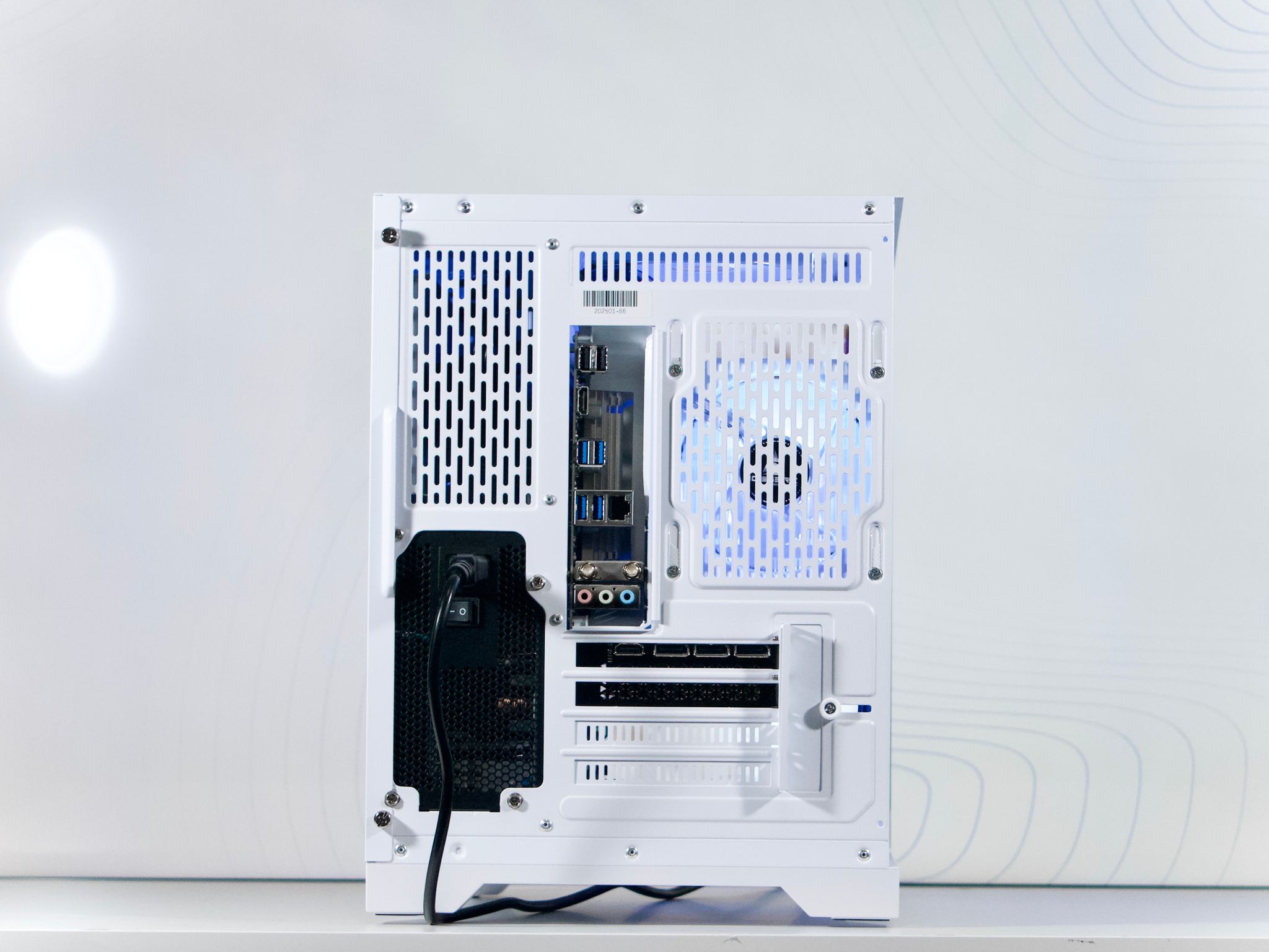 🔵i5 12600 + RTX 5060 | 16GB DDR4 | 1TB NVMe | WiFi/BT | 1080p/1440p Gaming PC | $980.99