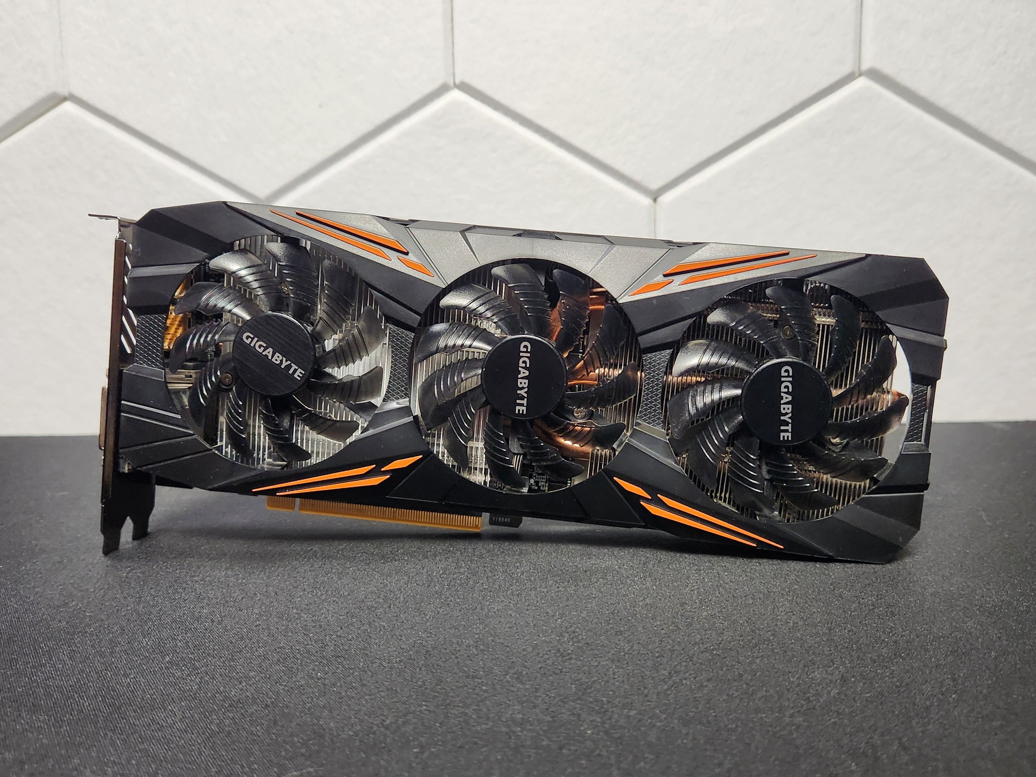 GIGABYTE GAMING GeForce GTX 1080