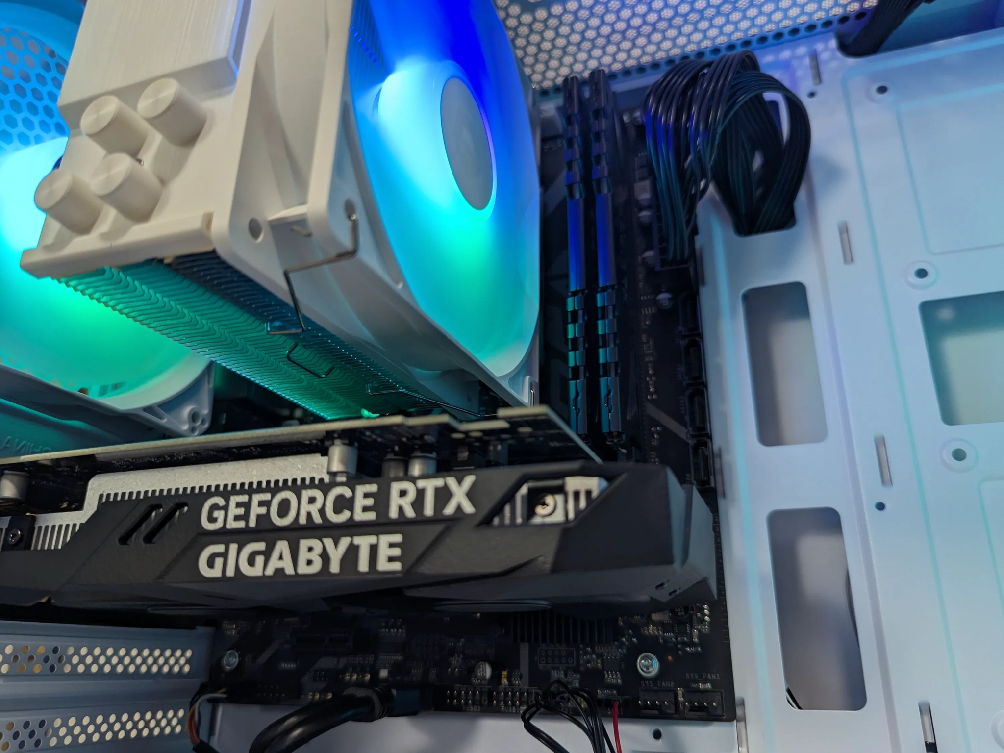 🎥Streamer Budget Series🎮 Ryzen 5 3600 ⚪ RTX 3050 ⚪ 16GB DDR4 ⚪ 512 GB M.2 ⚪ (Staple Build-White)