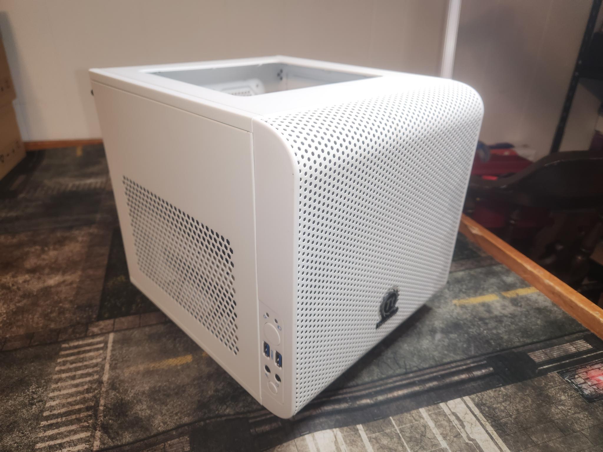 RTX GAMING PC IN A BOX!