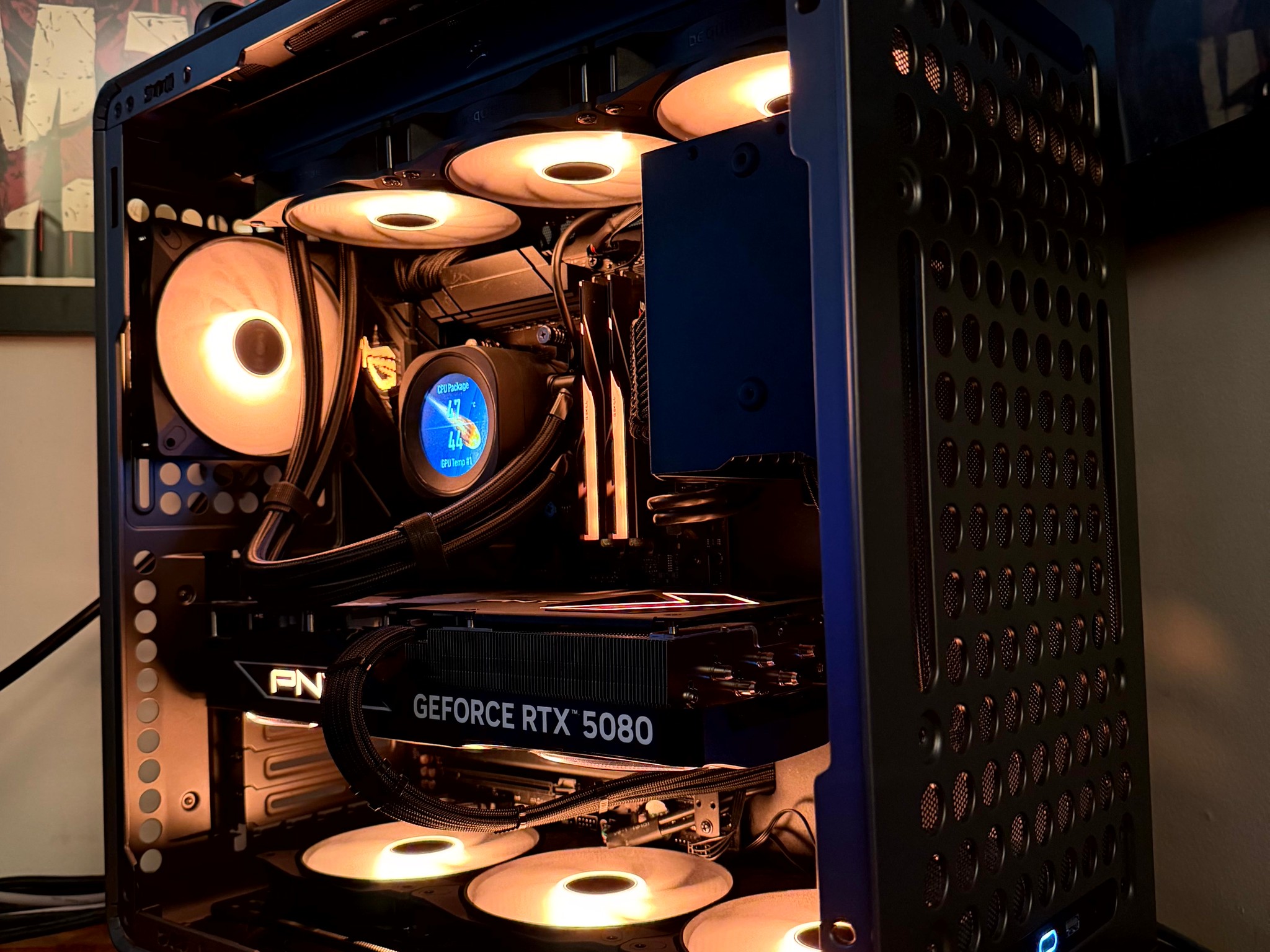 Iron Meteor - RTX 5080 OC | Ryzen 7 9850x3d | 32GB @6400MT | 2TB gen 5 NVMe  | 1000W Platinum PSU