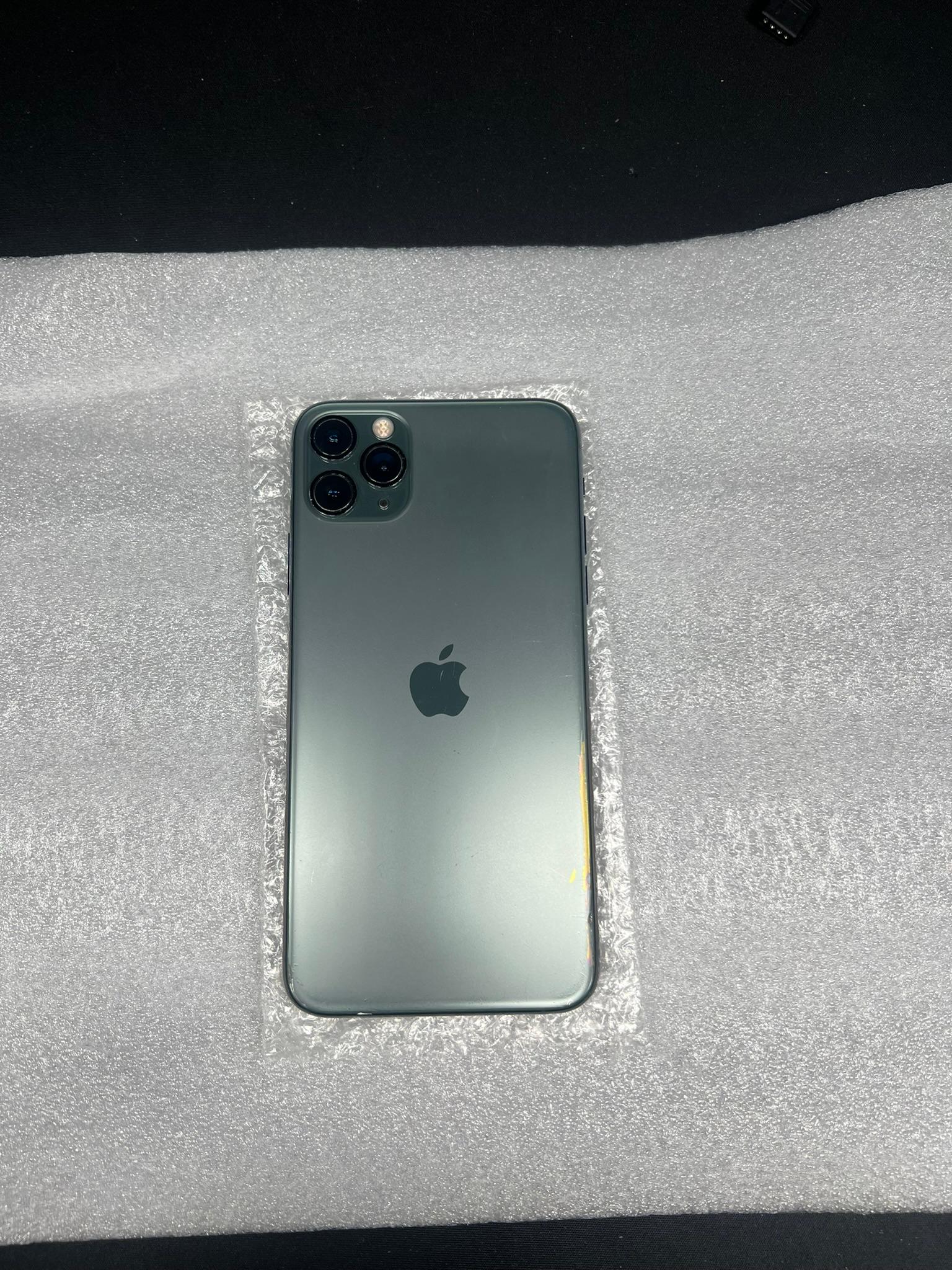 Apple iPhone 11 Pro Max – Unlocked – 64 GB – Midnight Green (Read Description)