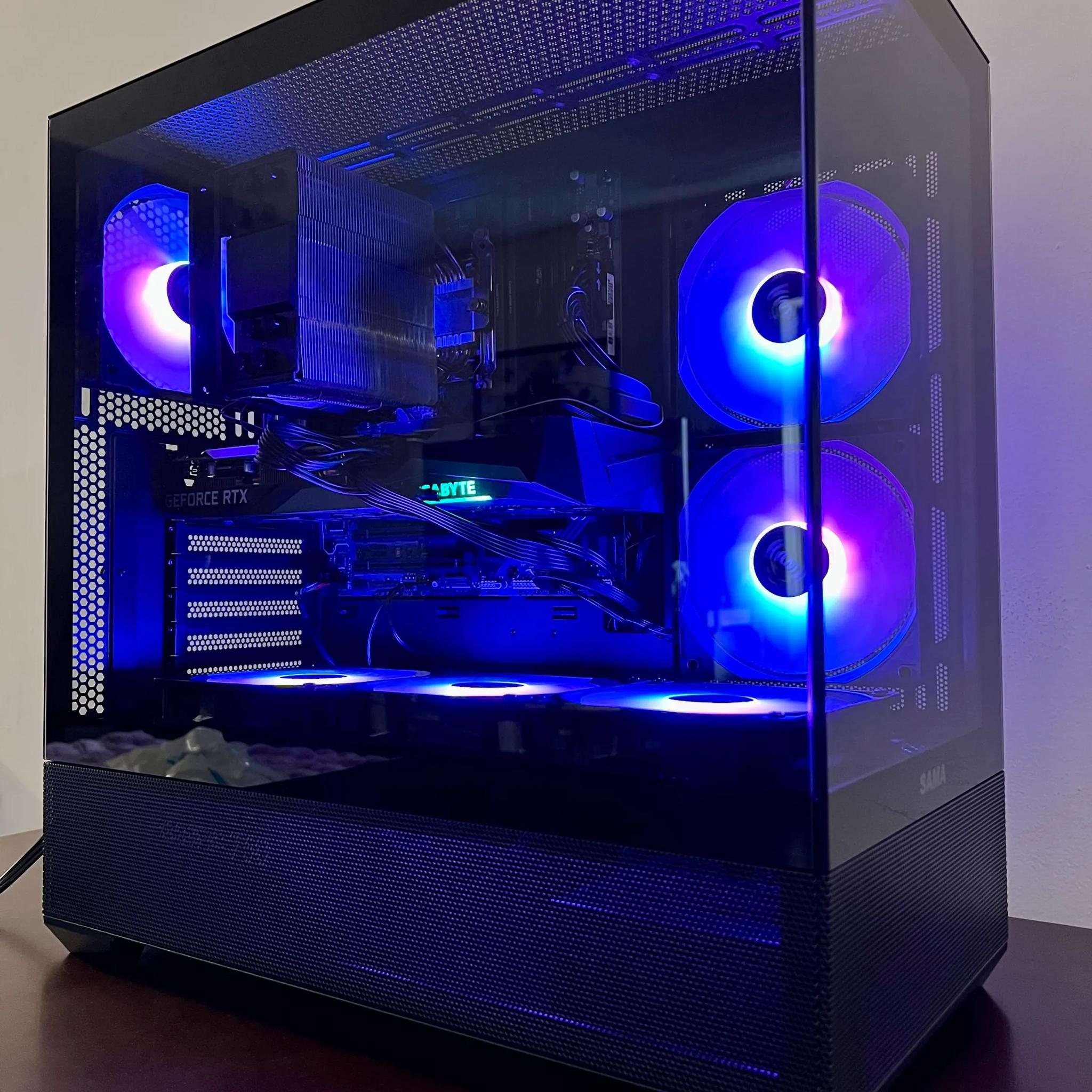 Copy of GOTEL Drag Race PC (Black Case Only)