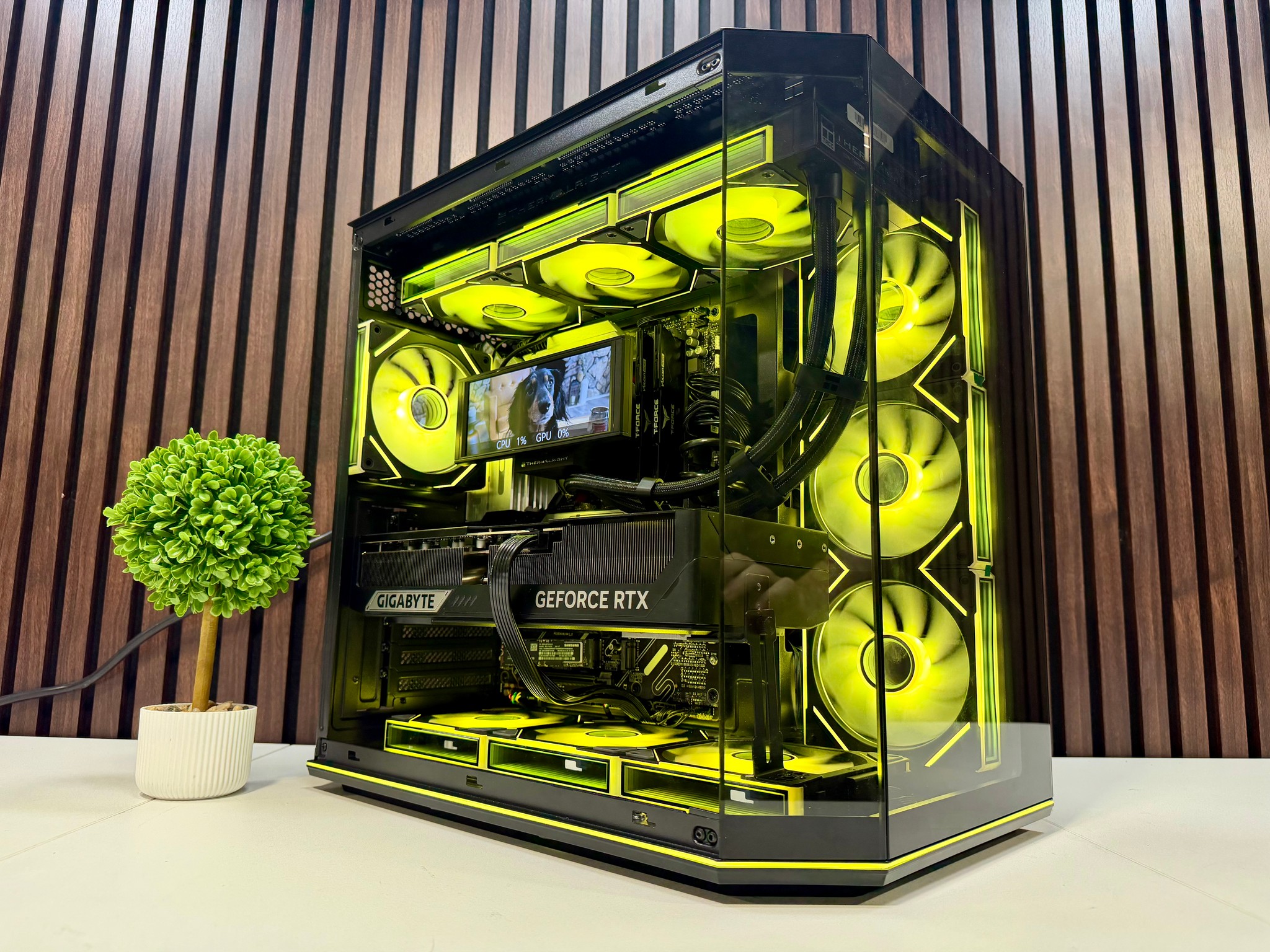 RTX 5090 | Ryzen 9950X3D | 64GB DDR5 | 4TB M.2 | 1200 Watt Gold PSU | LCD AIO