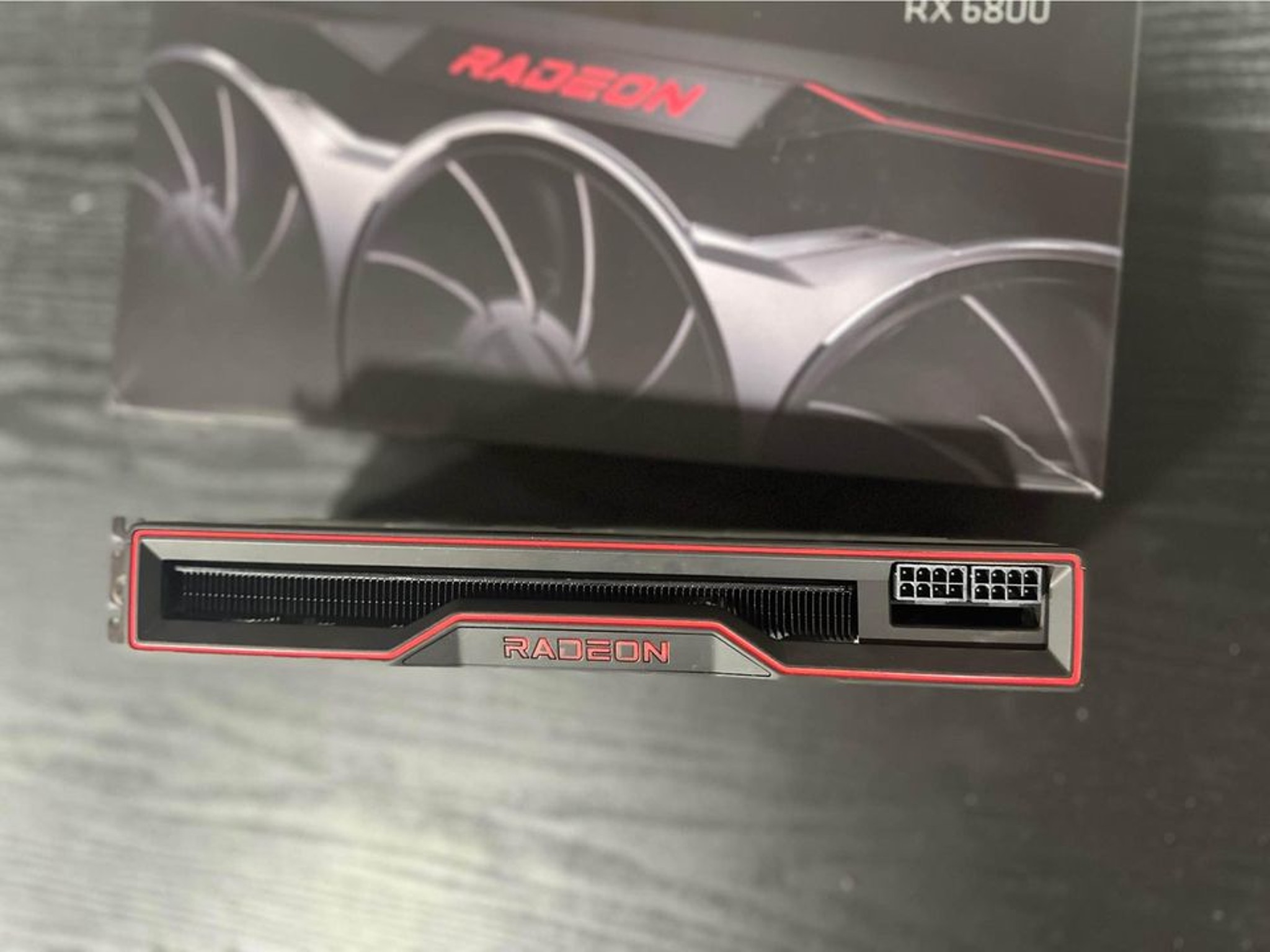 AMD Radeon RX 6800 -16 GB GDDR6 - pCie 4.0 Graphics Card