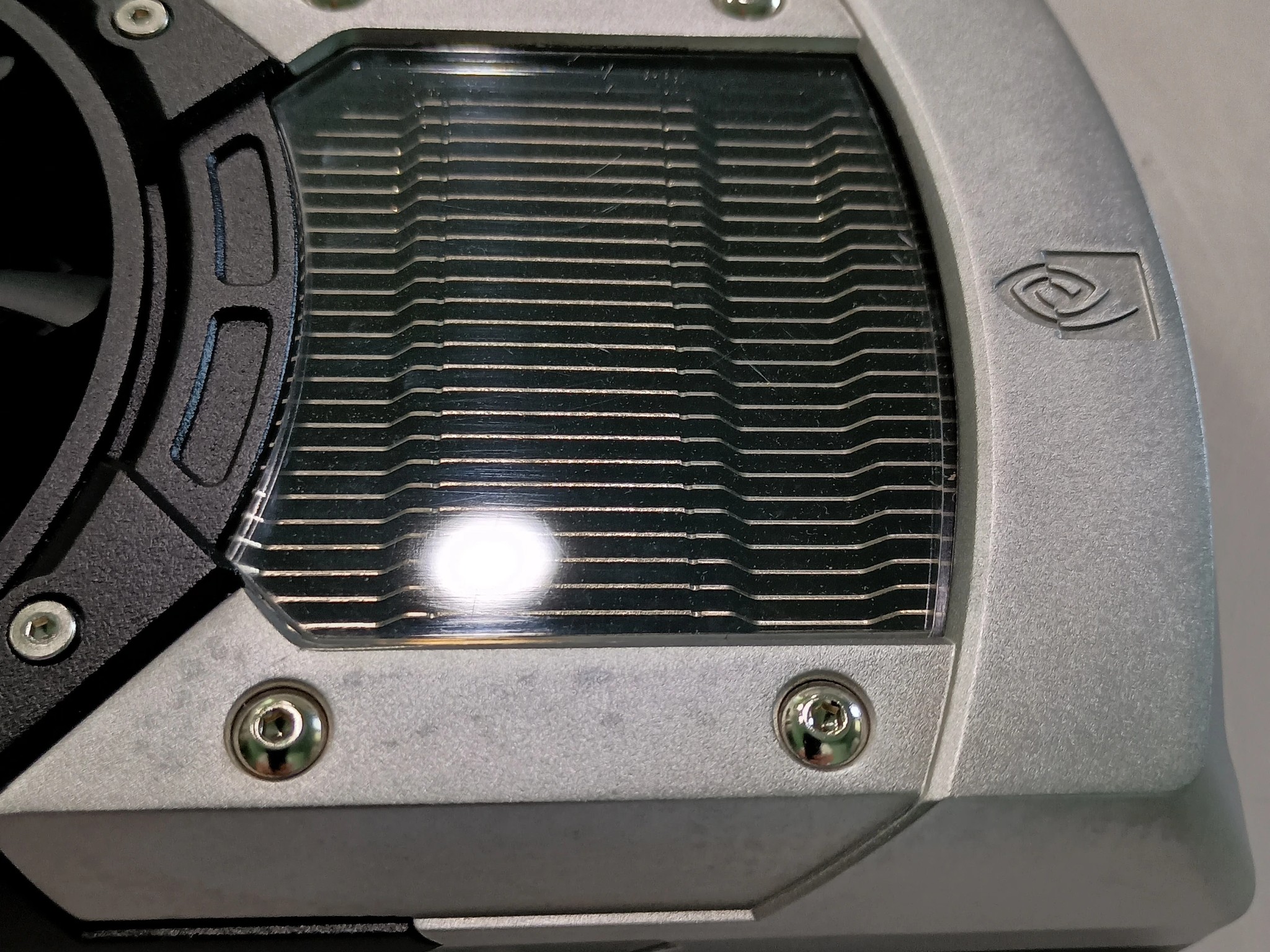 Two GTX 690 GPUs for Quad SLI (with SLI bridge). Tested, works well.