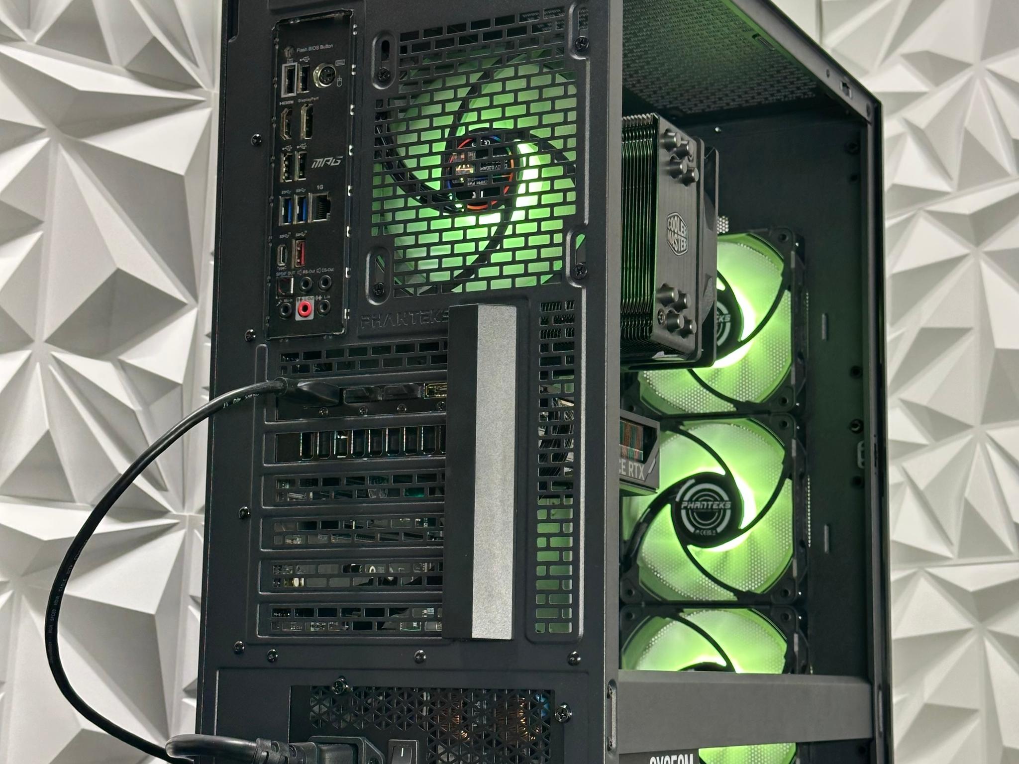 RTX 5060 / Ryzen 5 5500 / 16GB 3000Mhz DDR4 / 1TB Kingspec Nvme / Windows 11