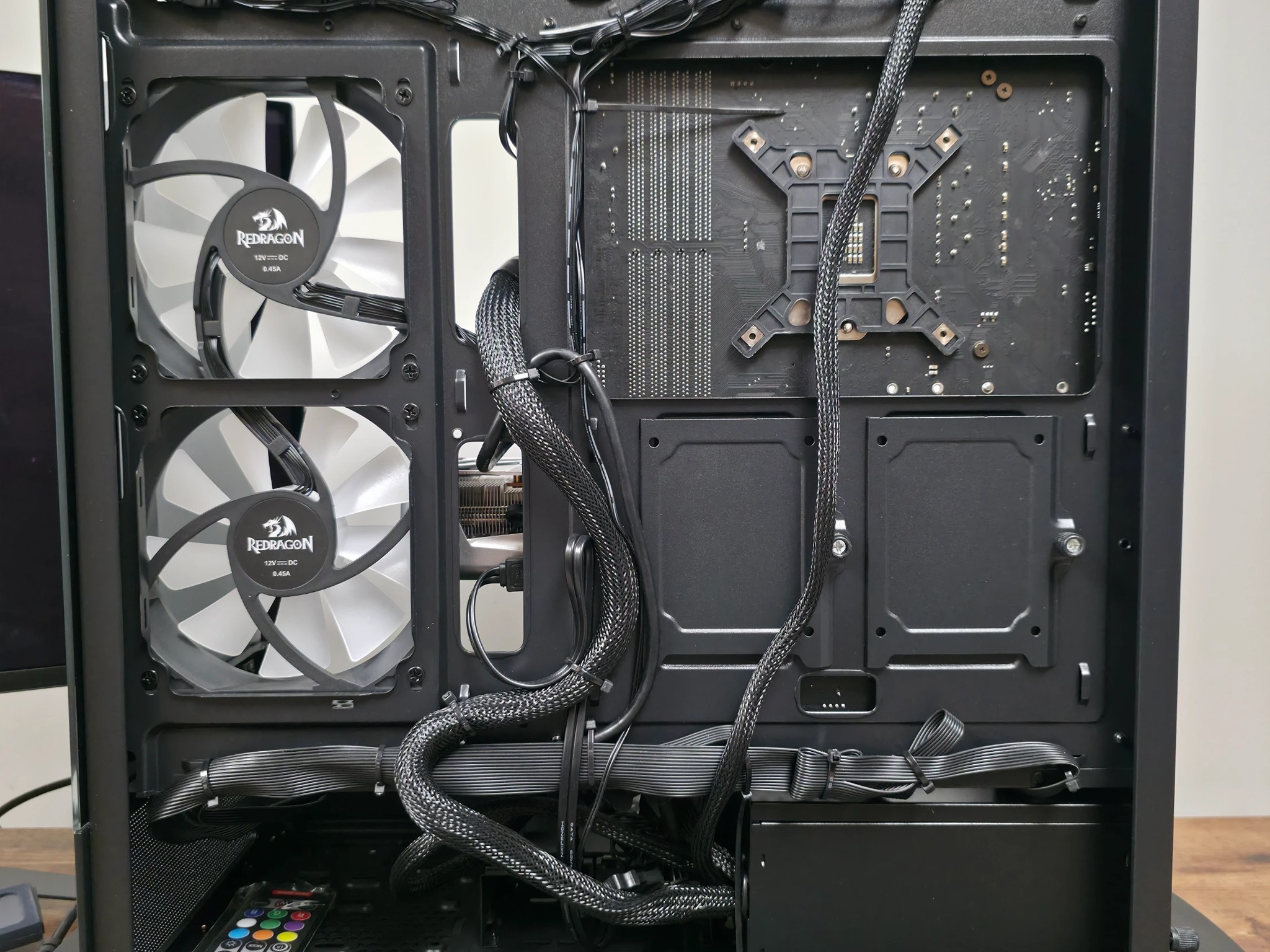 BCPC 26-24💰 🔥1440p Budget Gaming PC — i7-8700 6 Cores + RX 5700 XT 8GB + 16GB RGB RAM