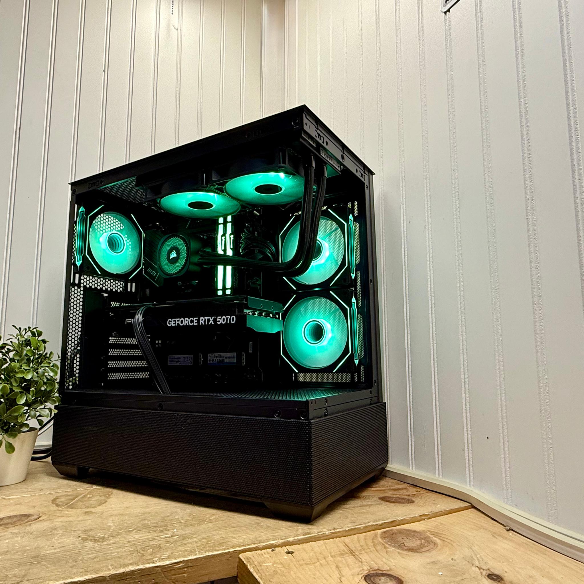 BLACK FRIDAY WEEK 1 DARK FORCE 13700kf/5070/32g ddr5/2TB NVME+2TB SSD/750watt psu/240mm AIO