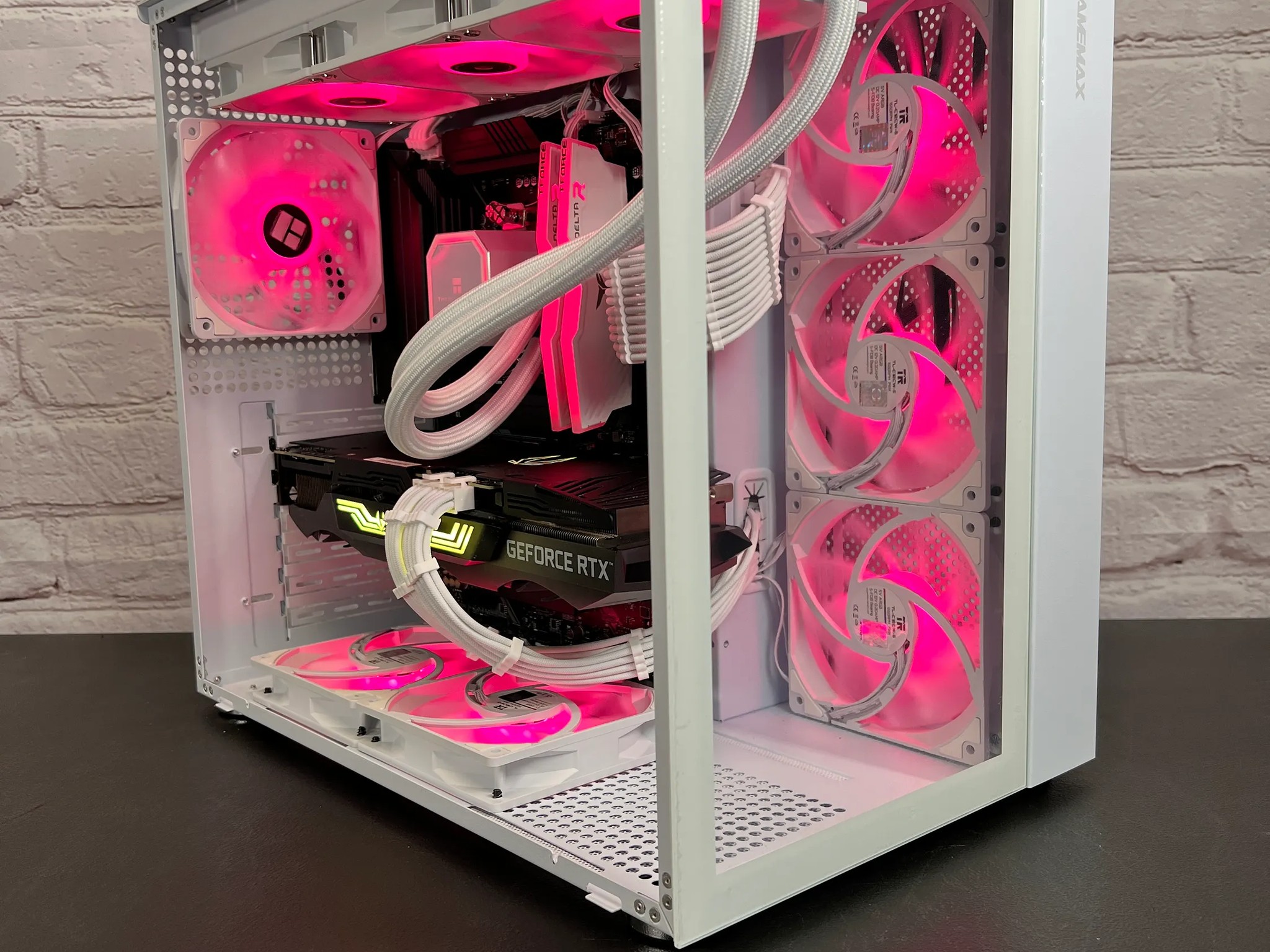 Ryzen 7 5800X RTX 3080 32GB RAM 1TB M.2 WiFi 6E Win 11 Gaming PC