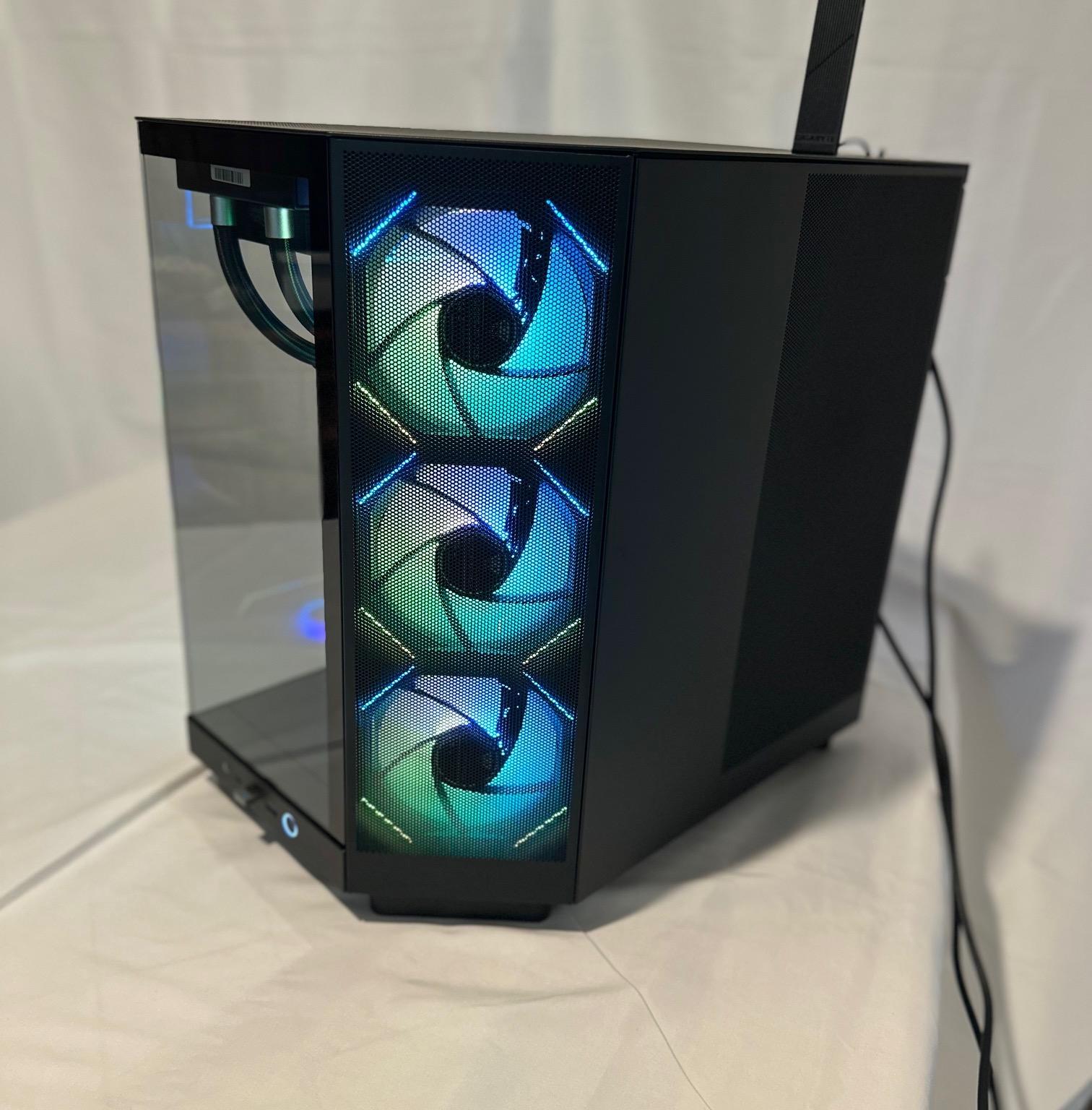 Ryzen 9 7950X3D & RTX 4070 Ti Super - Mid Tower Gaming PC "Black"