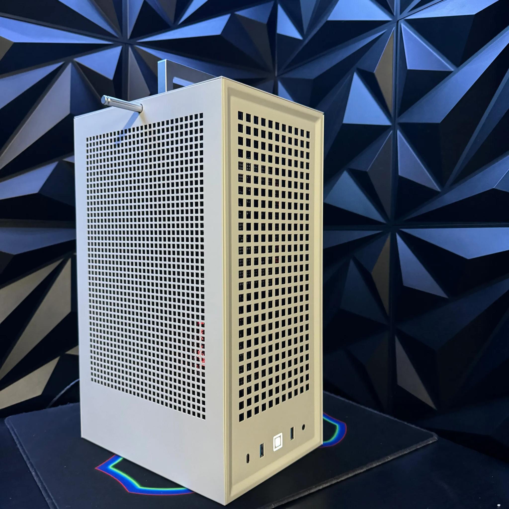 ⚡🏢🏃Power Tower GO⚡🏢🏃 Intel i9| GTX 1080Ti | 32 GB DDR4| 1 TB NVME| 4 TB HDD|
