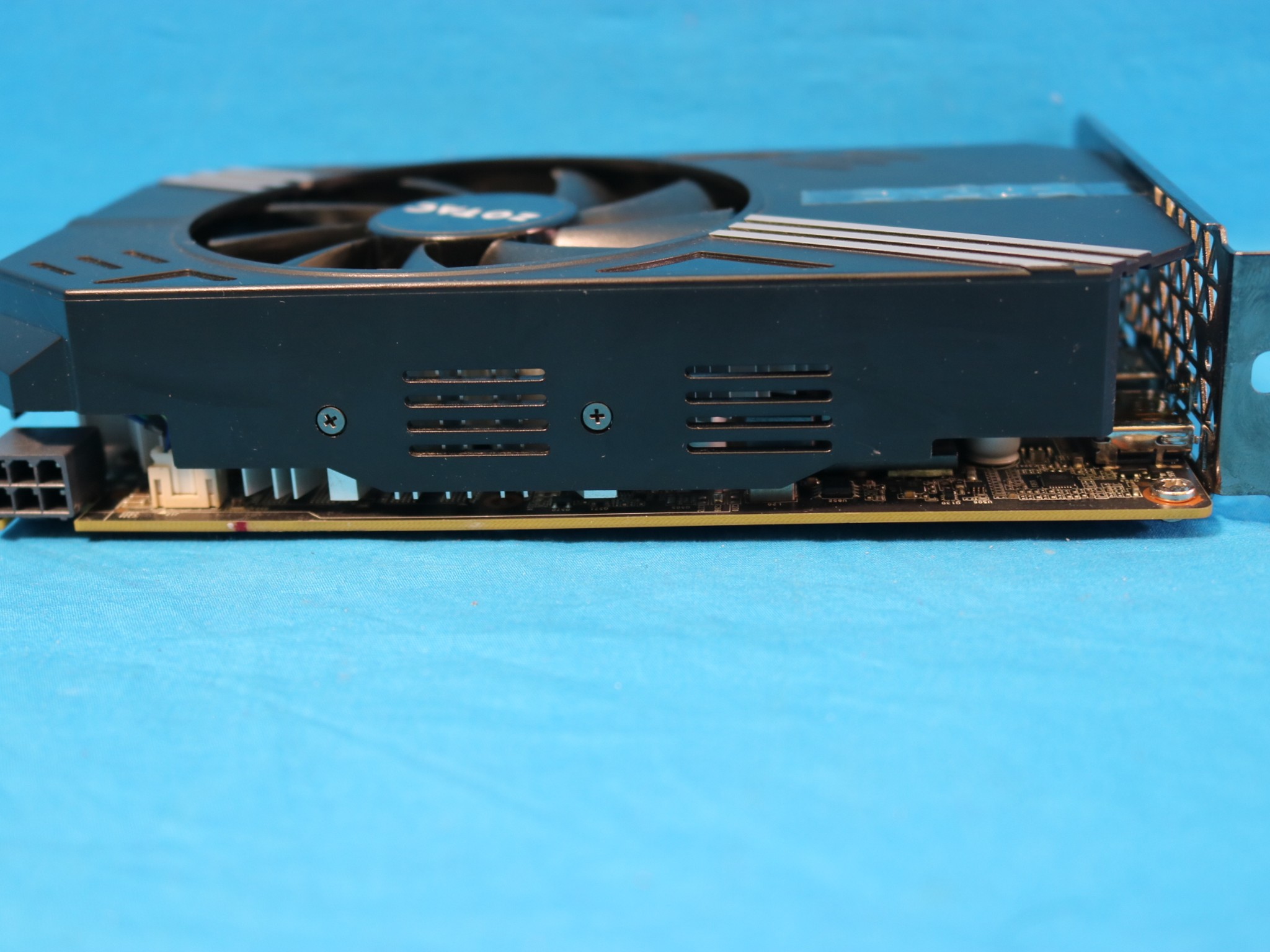 Zotac GeForce GTX 1060 3GB 192Bit GDDR5 PCIe 3.0 x16 Desktop GPU ZT-P10610A-10L