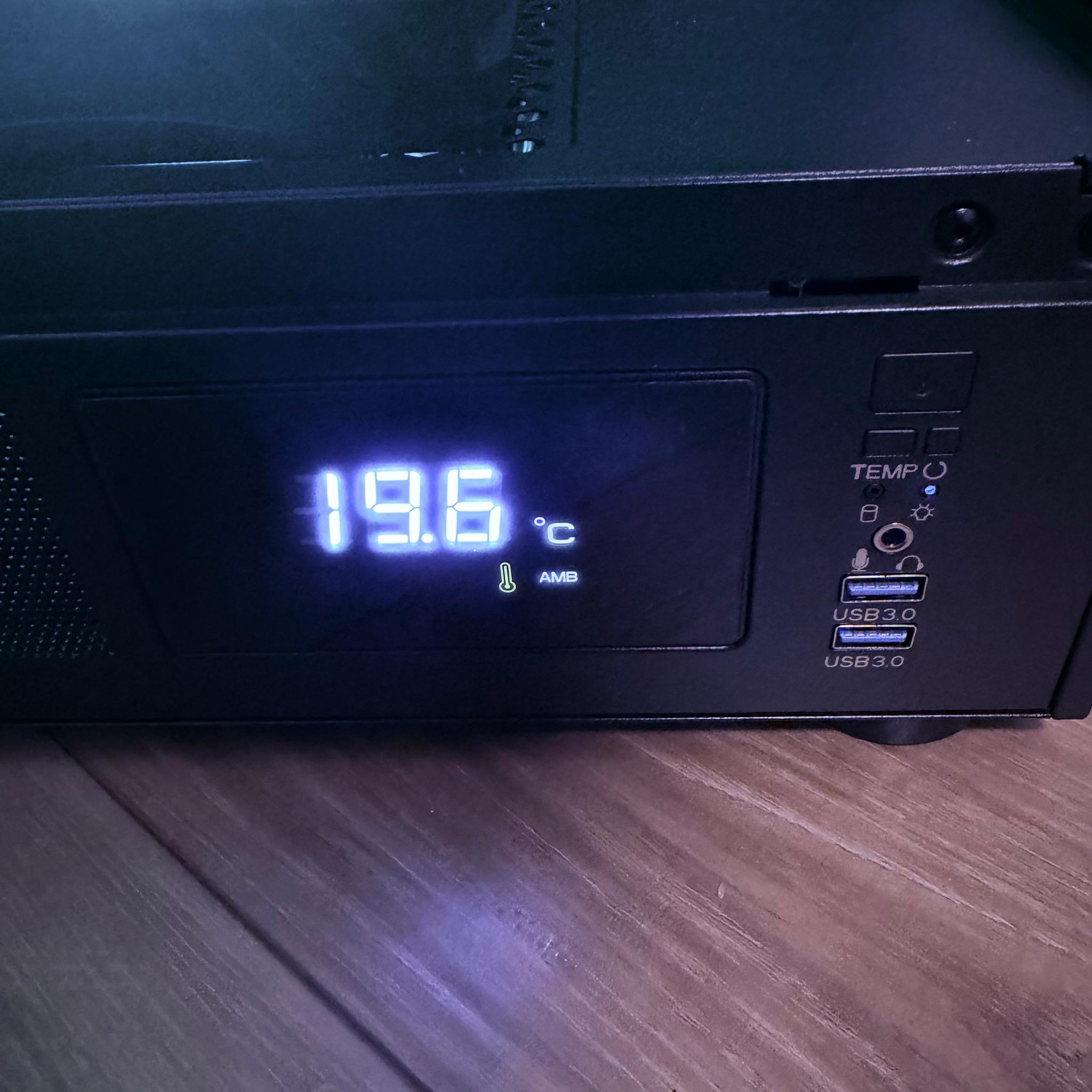 🔵⚪️"Sonic Pulse"⚪️🔵| 1440p/4k Gaming | RX 7800XT 16GB | 32GB DDR5 | i5 13400F | 1.75tb SSD | Win11