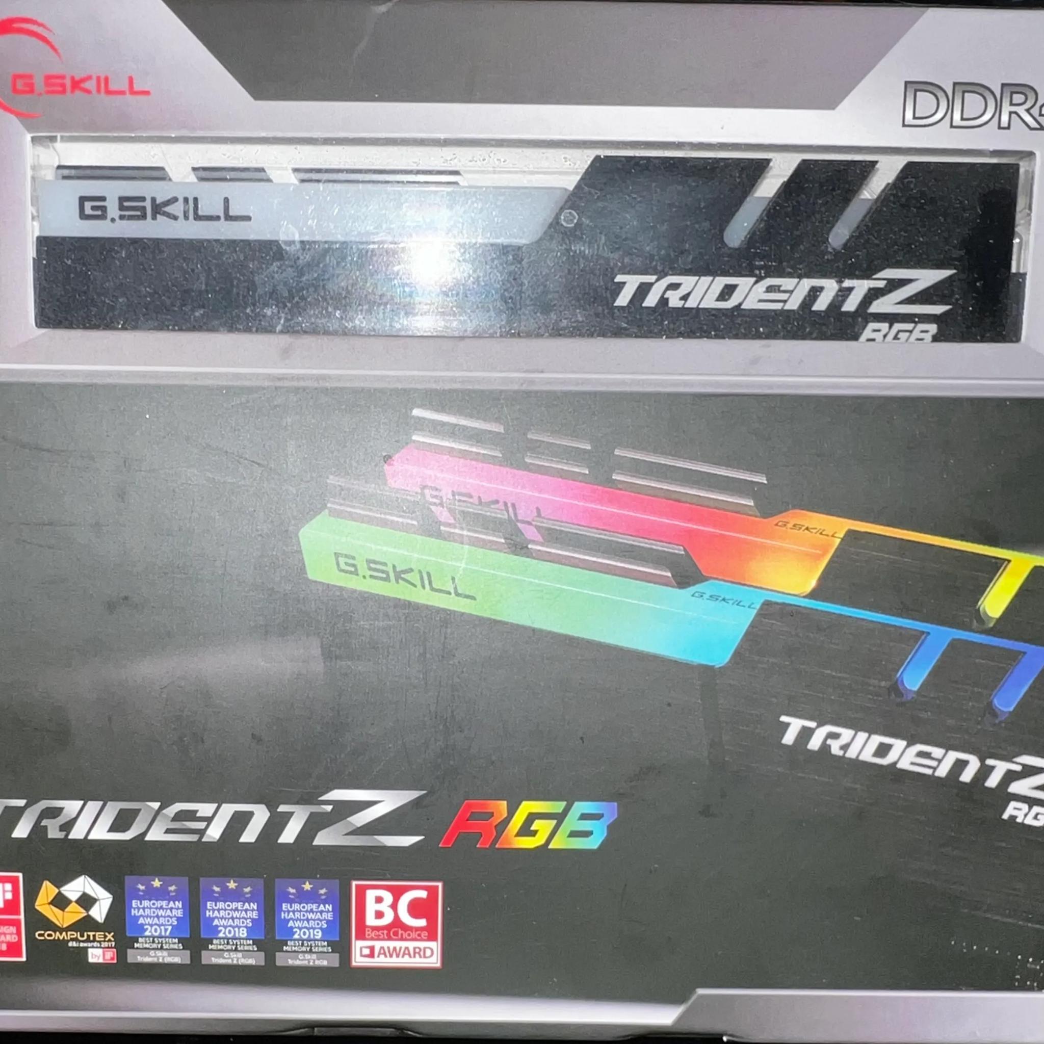 G.SKILL TRIDENTZ RGB  2x8 DDR4-3600