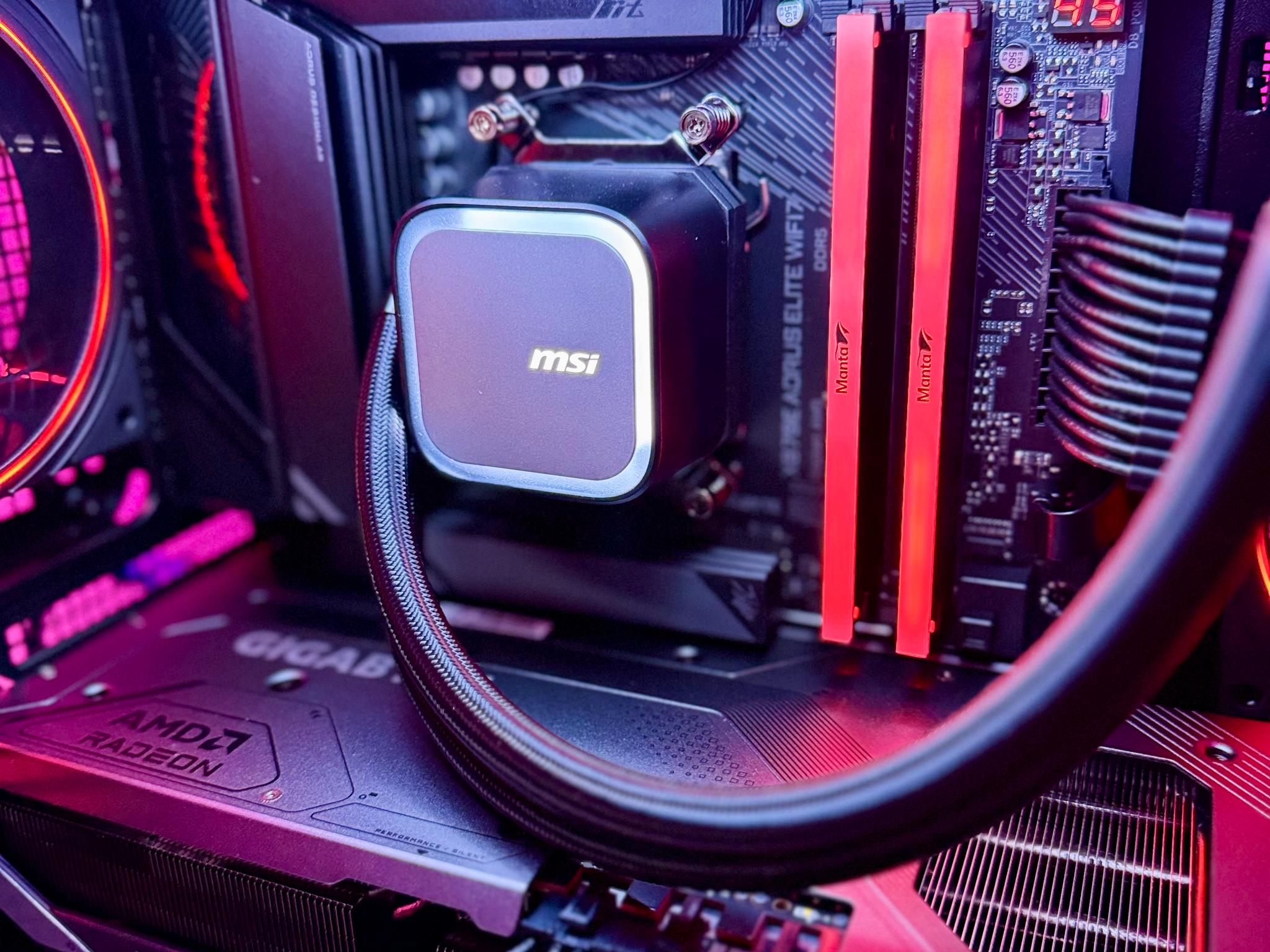 Lock In Extreme- Ryzen 9800X3D | 9070 XT | 32GB DDR5 6000MHz CL30 | 2TB SSD m.2