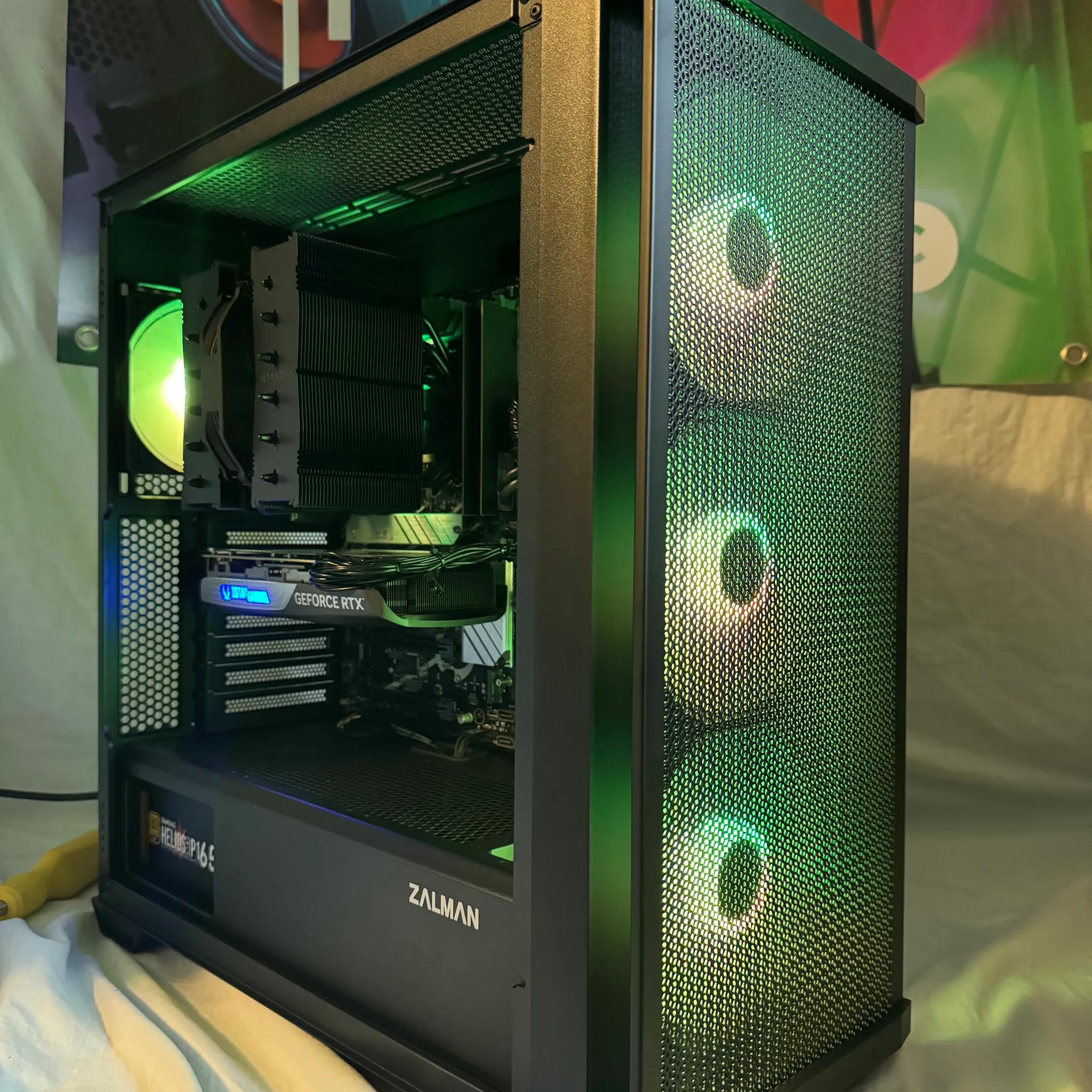 RTX 4070 Intel Core i9 12900k 32GB DDR5 1TB SSD Gaming PC