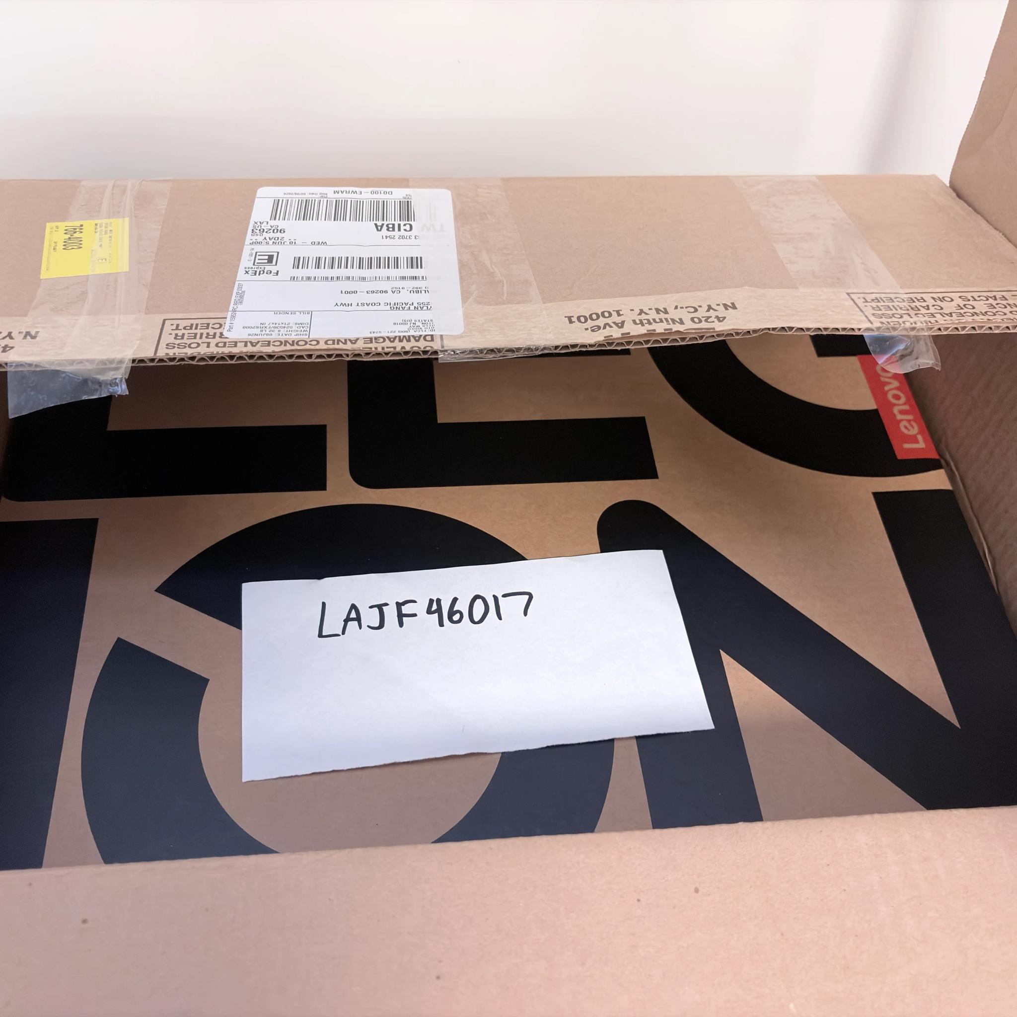 2025 Lenovo Legion 5i Gen 10 15-inch Gaming Laptop (255HX, 5060, 32GB RAM, 1TB SSD, 165Hz OLED)