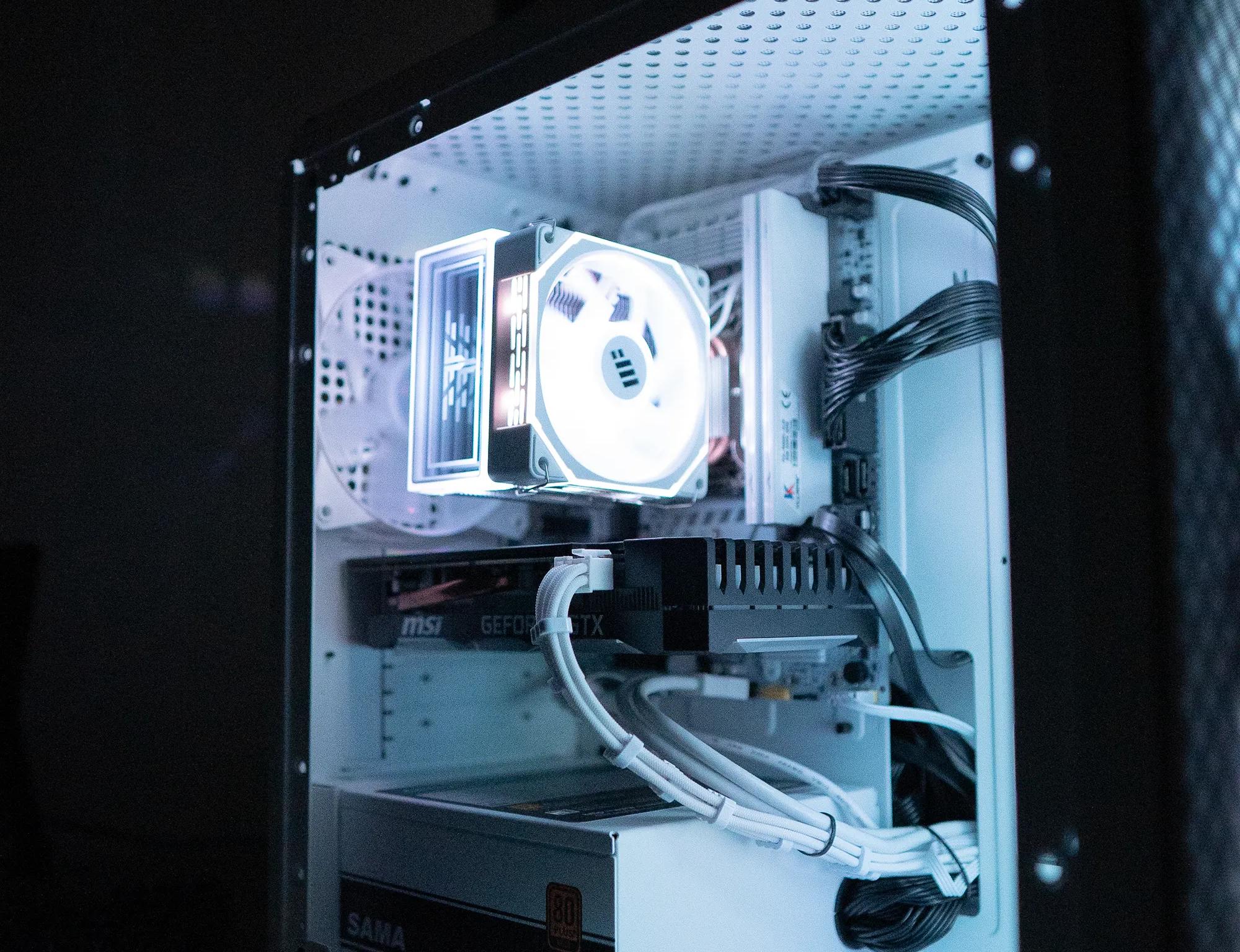 🌨🌨 | GTX 1660 Ti 6GB OC | INTEL XEON E5-2630 V4 | 16GB RAM | 750GB (SSD + HDD) | Arctic Snow 4.0