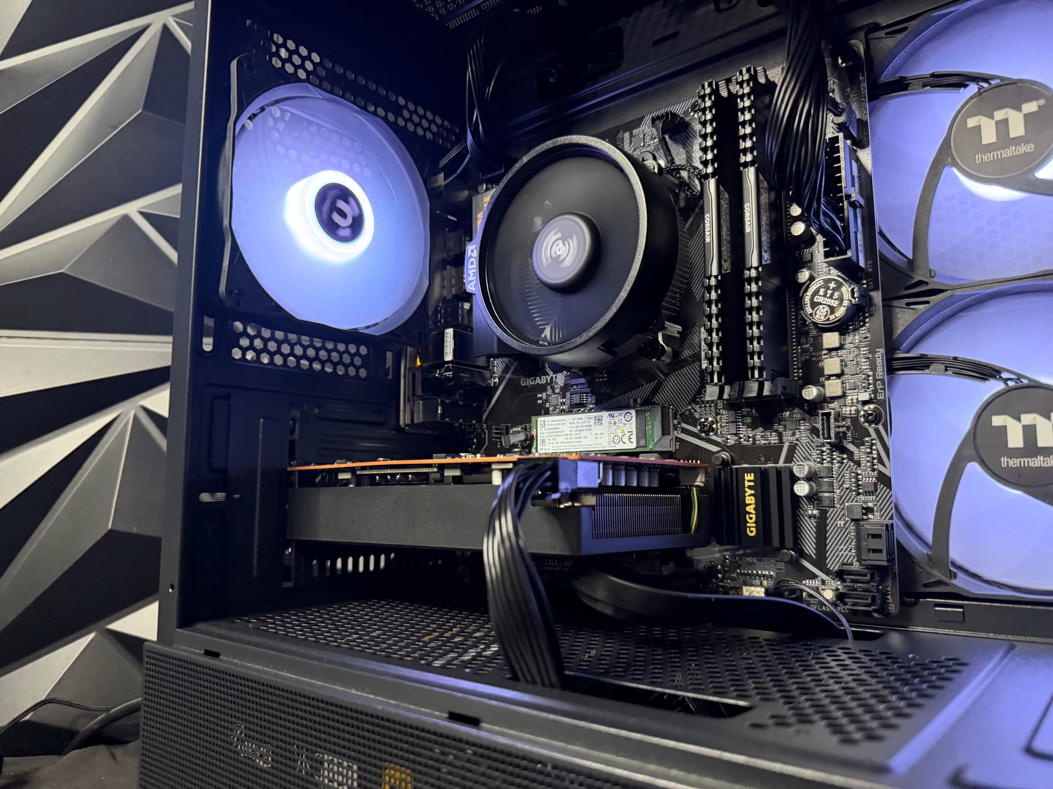 💸🎮 THE BUDGET BOOMER 🎮💸Ryzen 5 5500| RX 5600XT| 16 GB DDR4| 500GB NVMe| 650W PSU