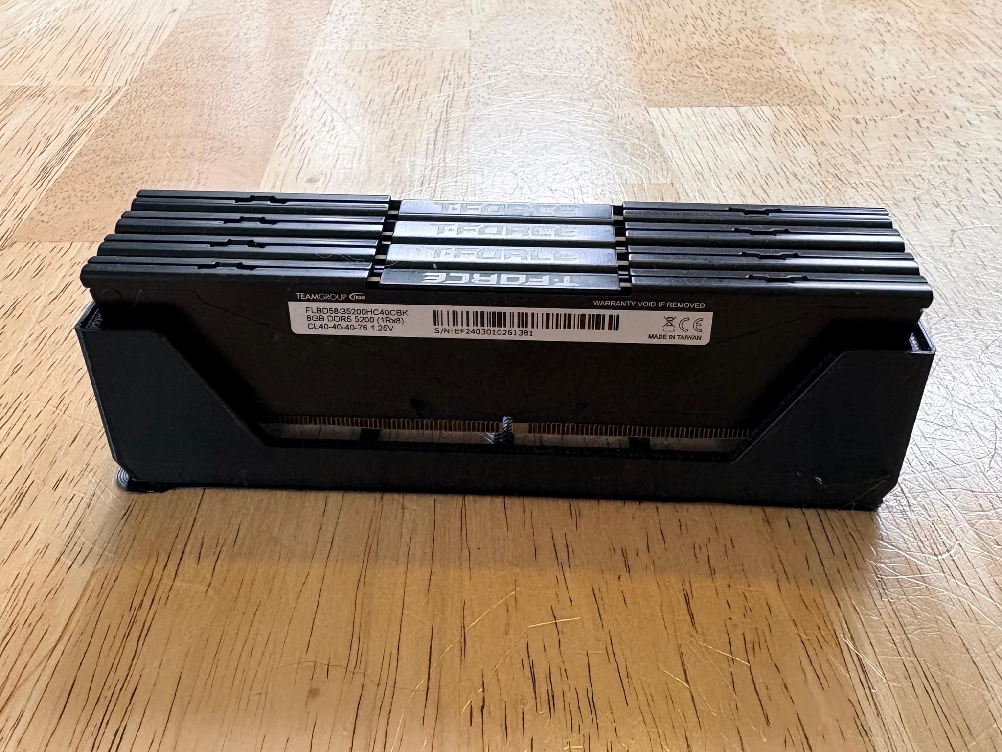 TEAMGROUP T-Force Vulcan 16GB DDR5-5200 (2x8GB) - Image 1