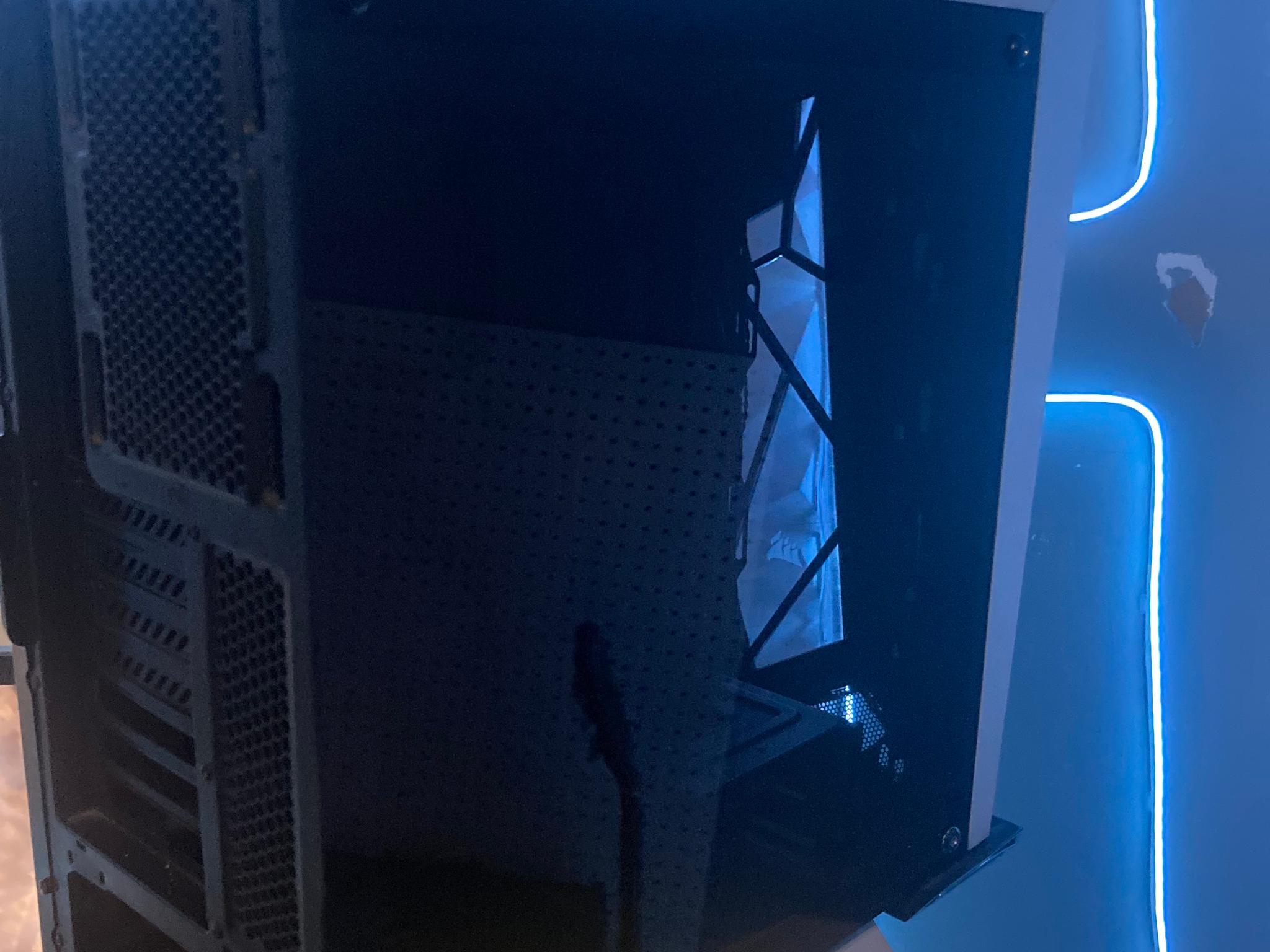 Carbide Series® SPEC-OMEGA Tempered Glass Mid-Tower ATX Gaming Case - Black/ White
