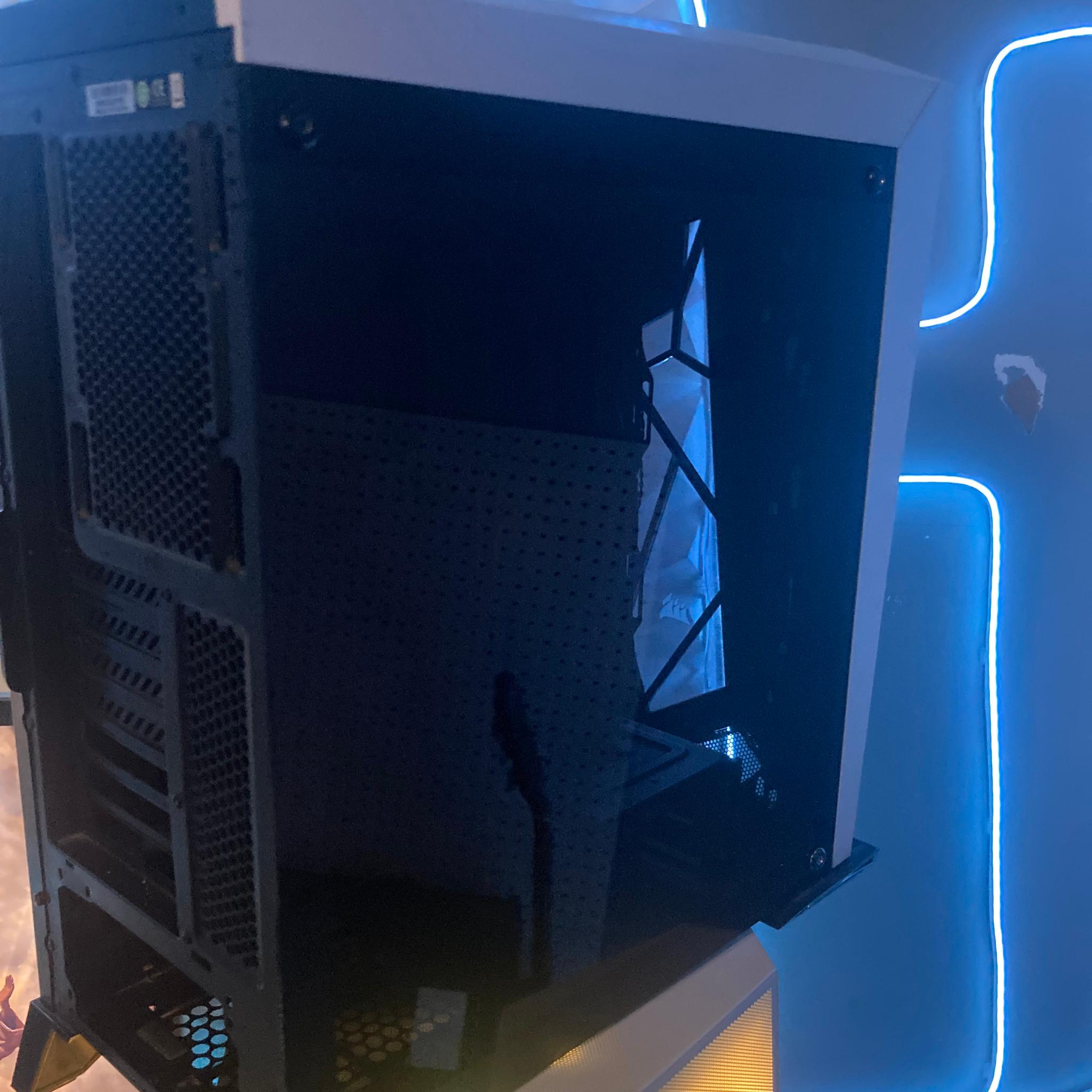 Carbide Series® SPEC-OMEGA Tempered Glass Mid-Tower ATX Gaming Case - Black/ White