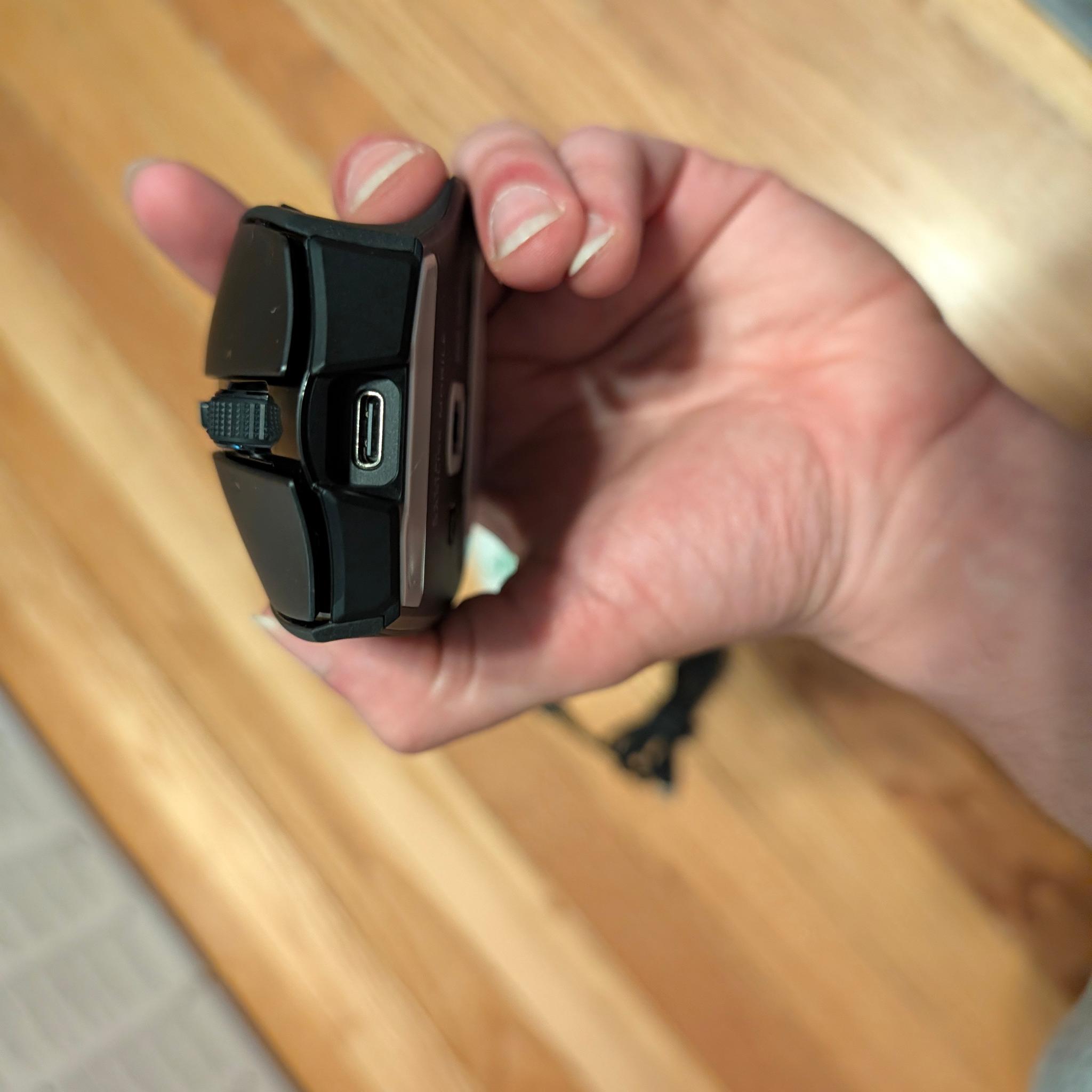 Razer Basilisk Mobile Portable Wireless Gaming Mouse – Excellent Condition with Extras