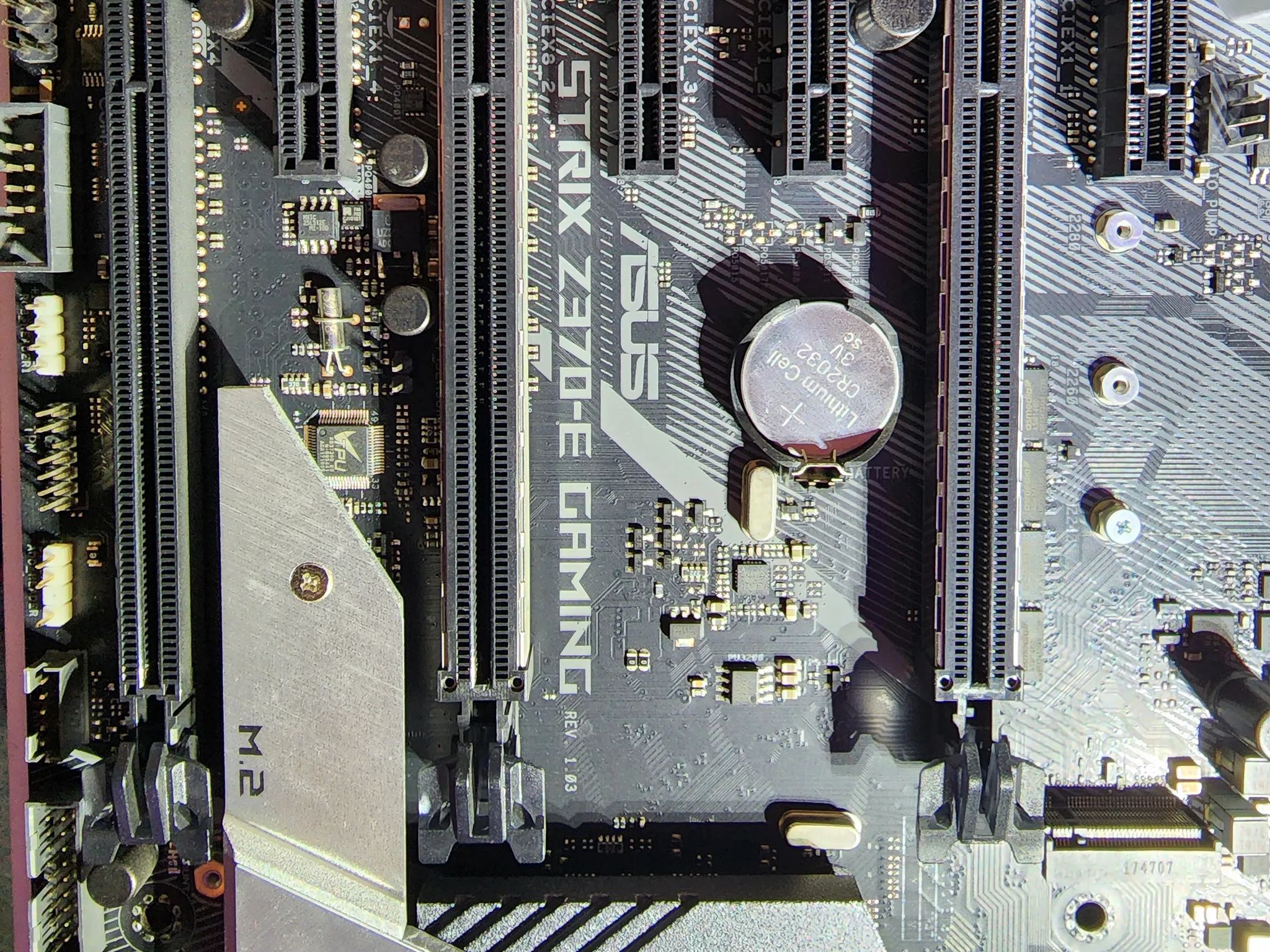 ASUS ROG STRIX Z370-E GAMING Mothrboard Intel Z370 LGA 1151 ATX DDR4 M.2