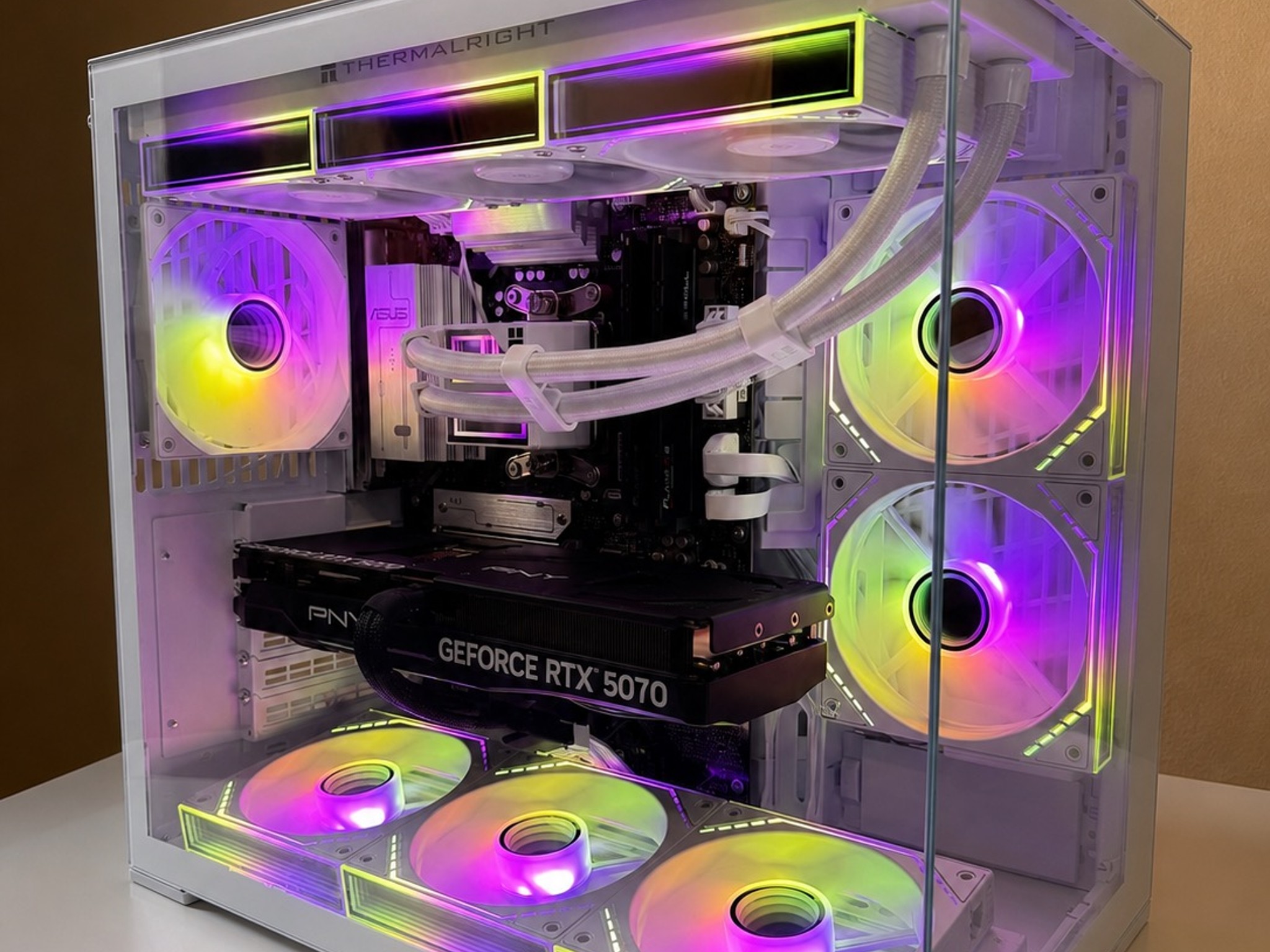 Custom White Gaming PC - RTX 5070, 7800x3d