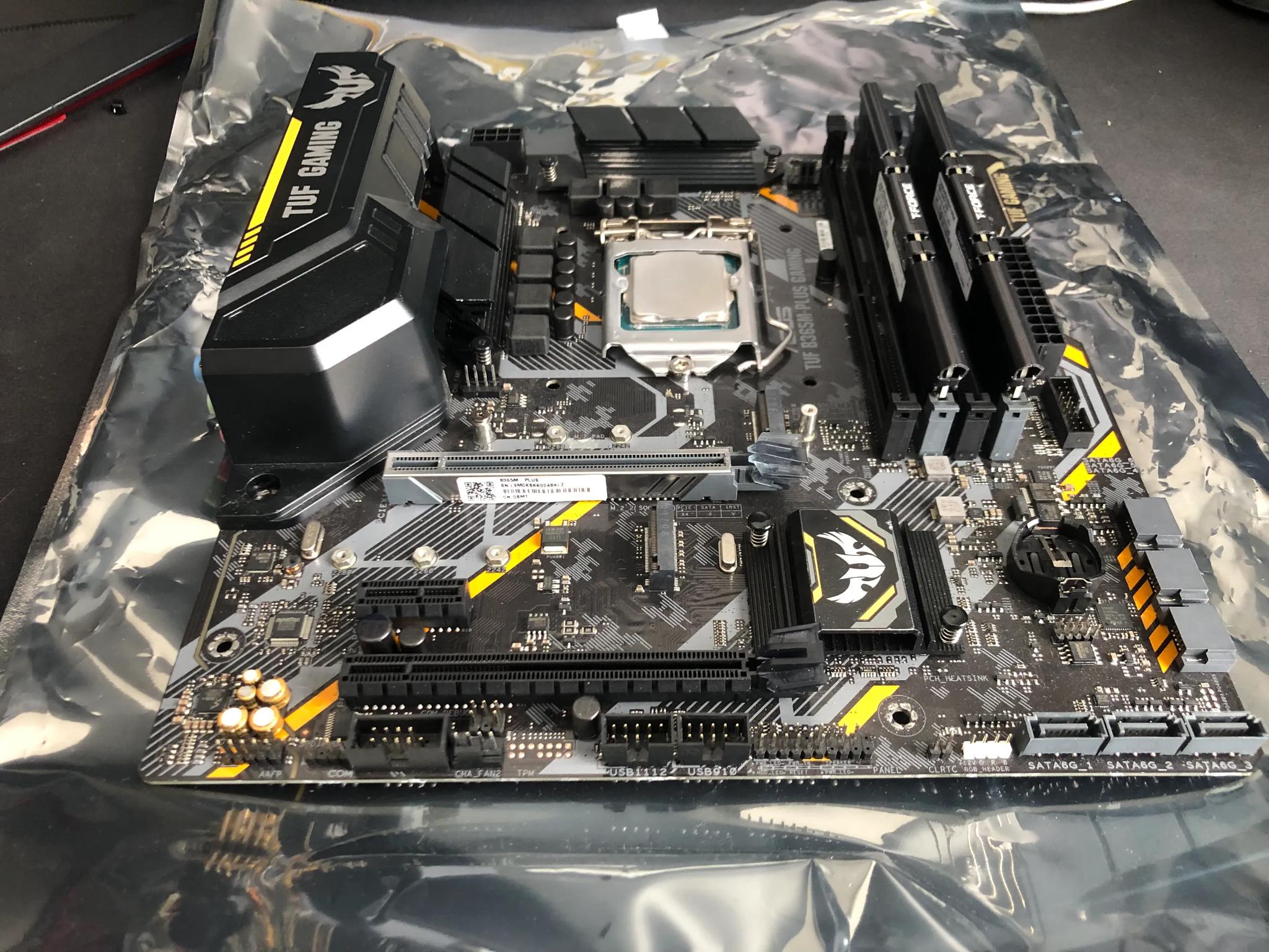 Motherboard CPU Ram Combo B365M/ Intel i5 9400f/ 16gb Ram