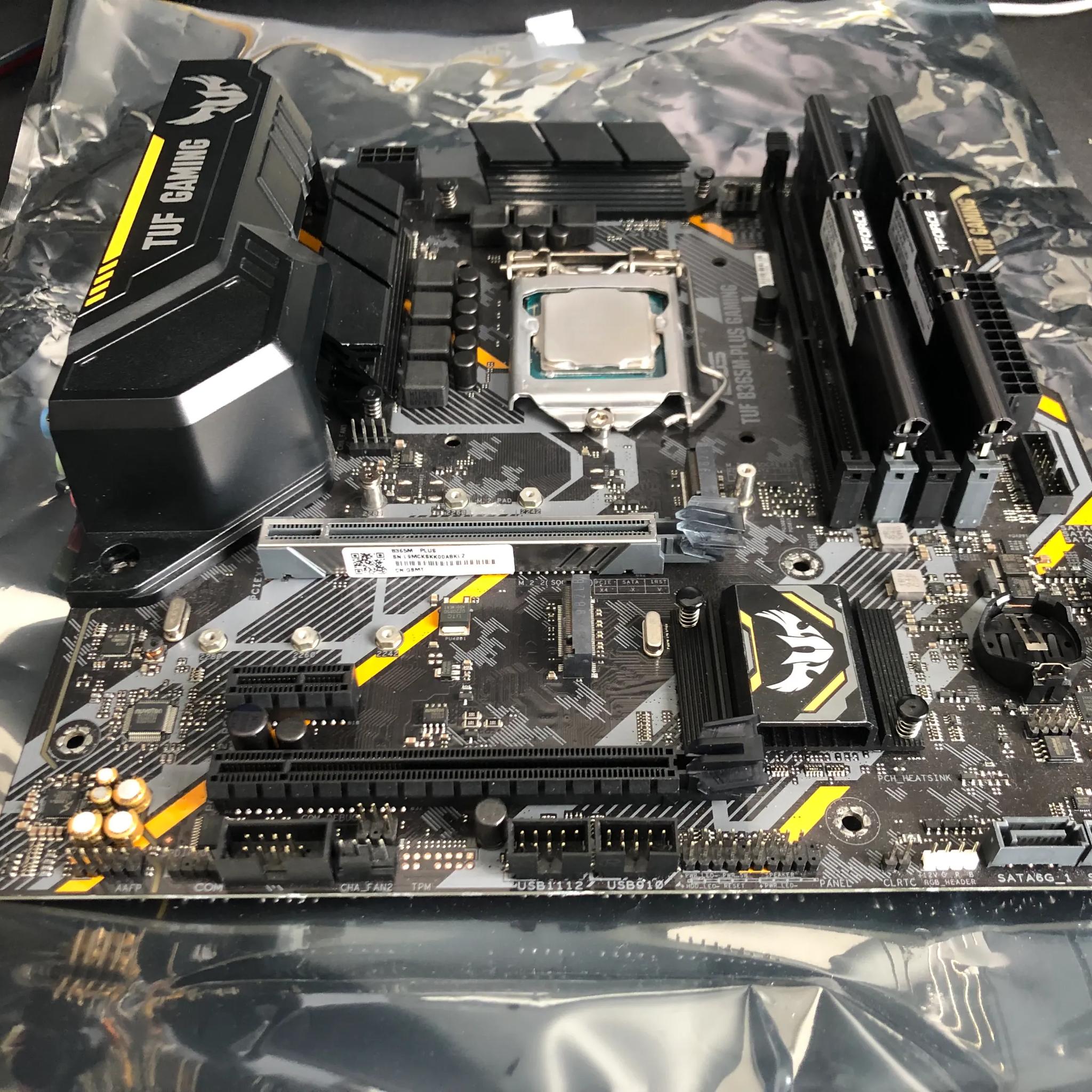 Motherboard CPU Ram Combo B365M/ Intel i5 9400f/ 16gb Ram